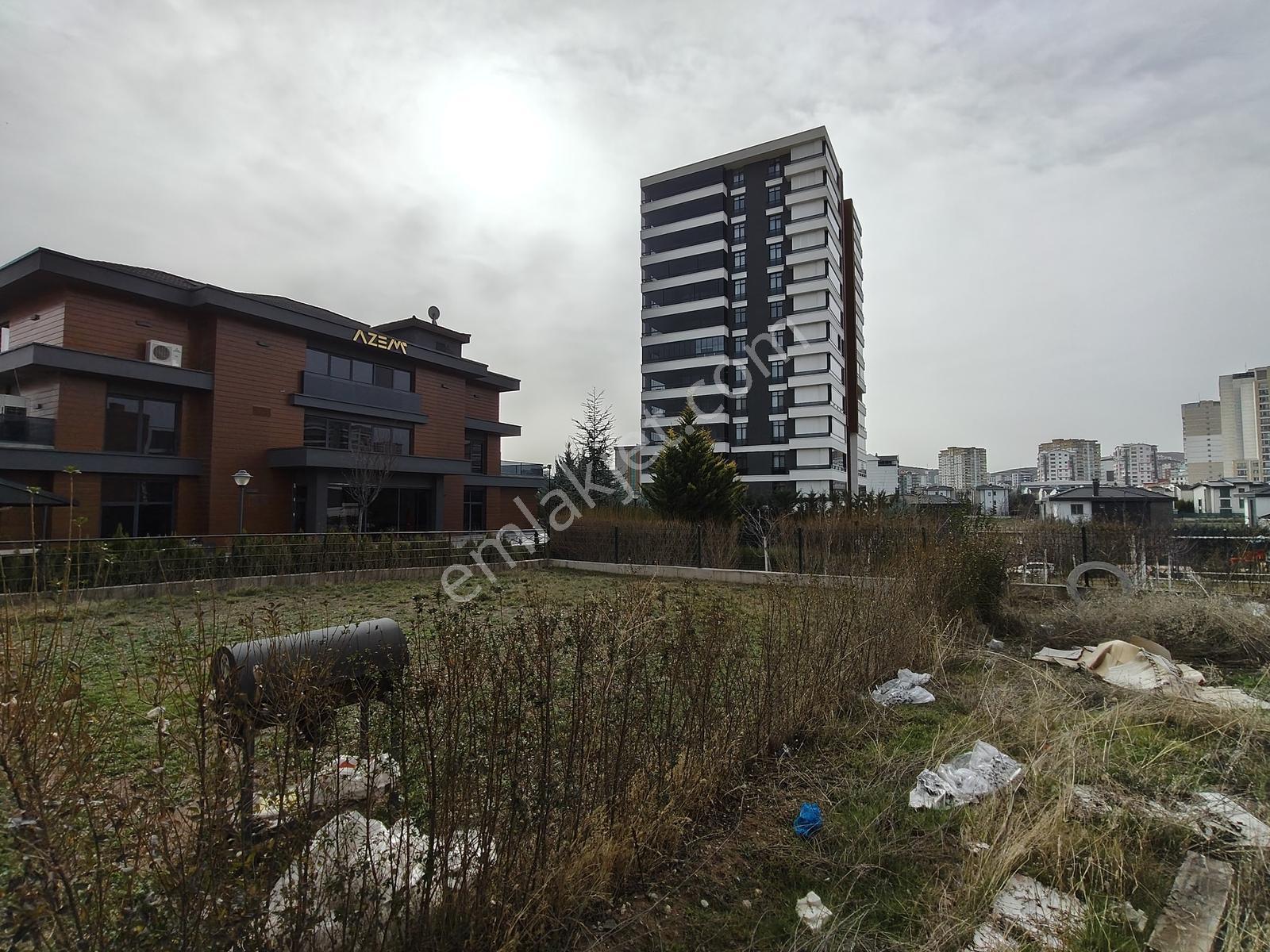 Bağlıca'da,natamam,iskanlı,6+1,350m2 Arsa Payı,400m2 Kapalı Alan - Görsel 22