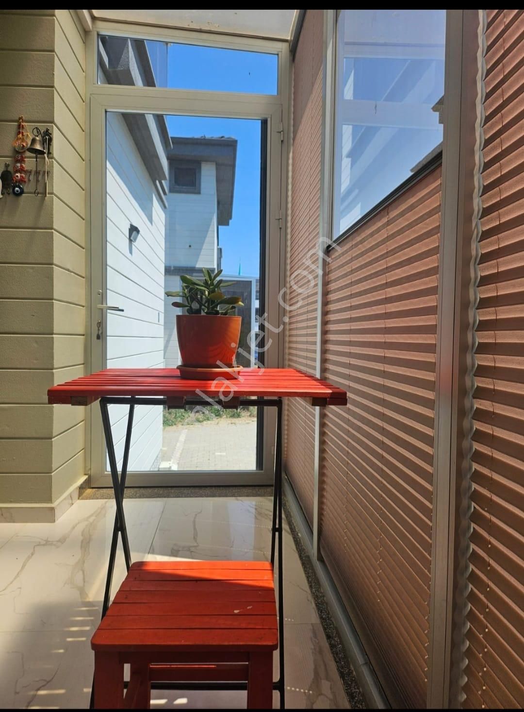 Kostak Gayrimenkul'den Tek Yetkili Geniş Arsa Paylı Tam Müstakil 6+1 Havuzlu Villa - Görsel 11