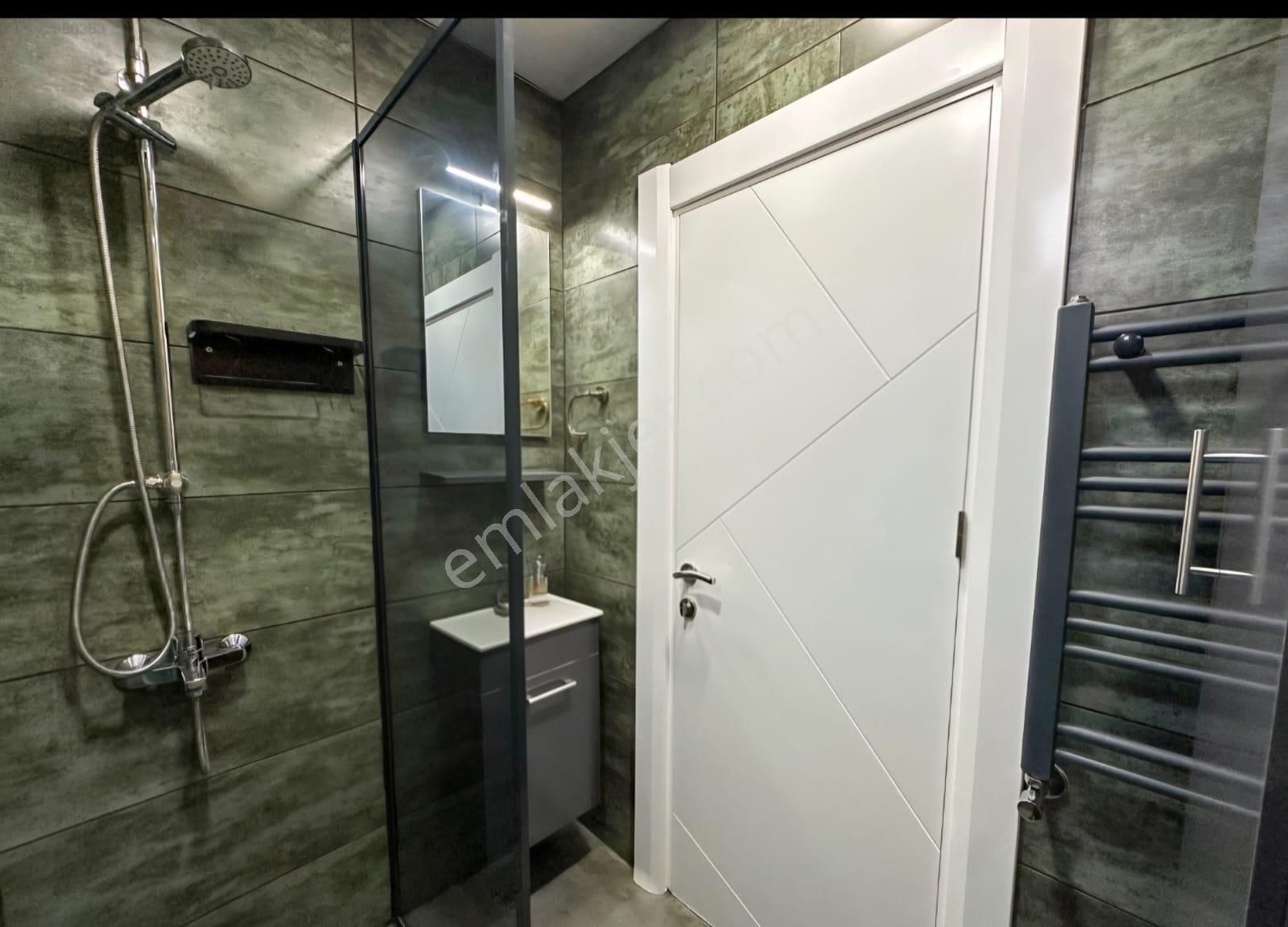 Kostak Gayrimenkul'den Tek Yetkili Geniş Arsa Paylı Tam Müstakil 6+1 Havuzlu Villa - Görsel 24