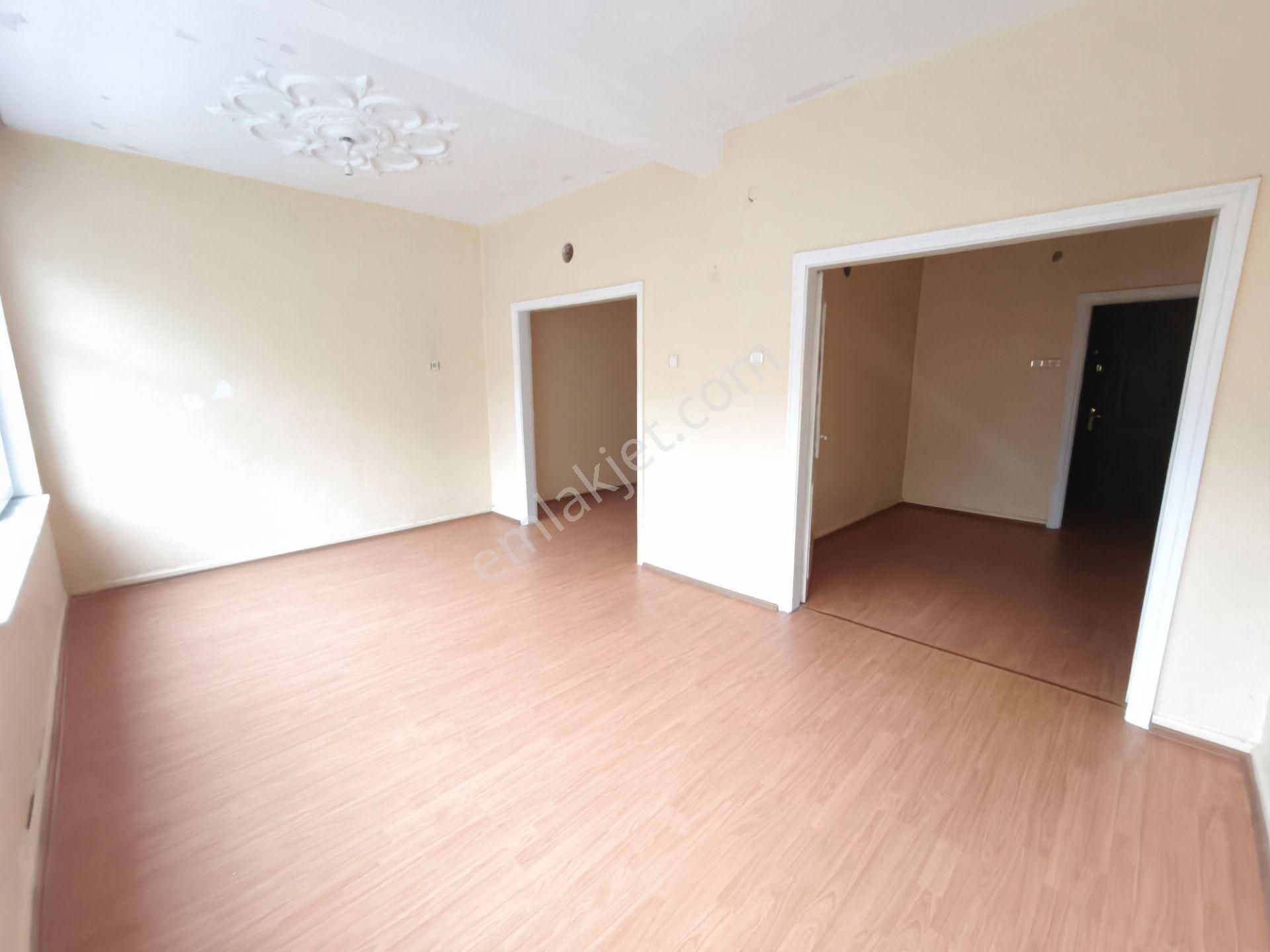 Eyüp Nişancı A.şerefbey Cd. 1,5 +1 , Metrobüse 3 Dk , Arsa Tapulu Daire - Görsel 5