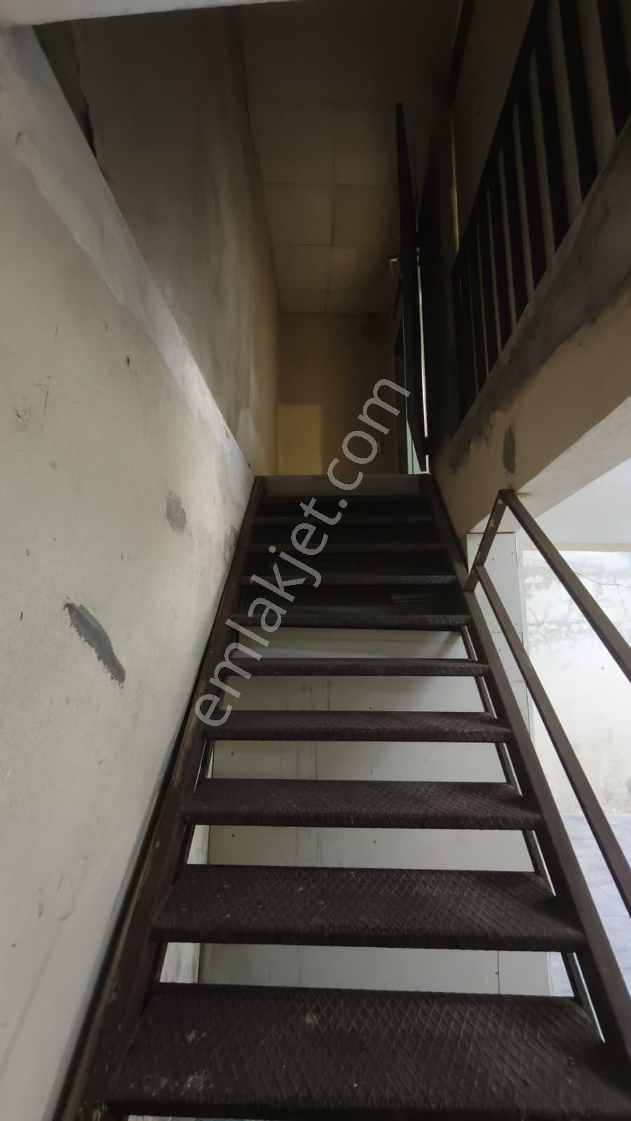 İstanbul Sultangazi'de Kiralık Dükkan - Görsel 27