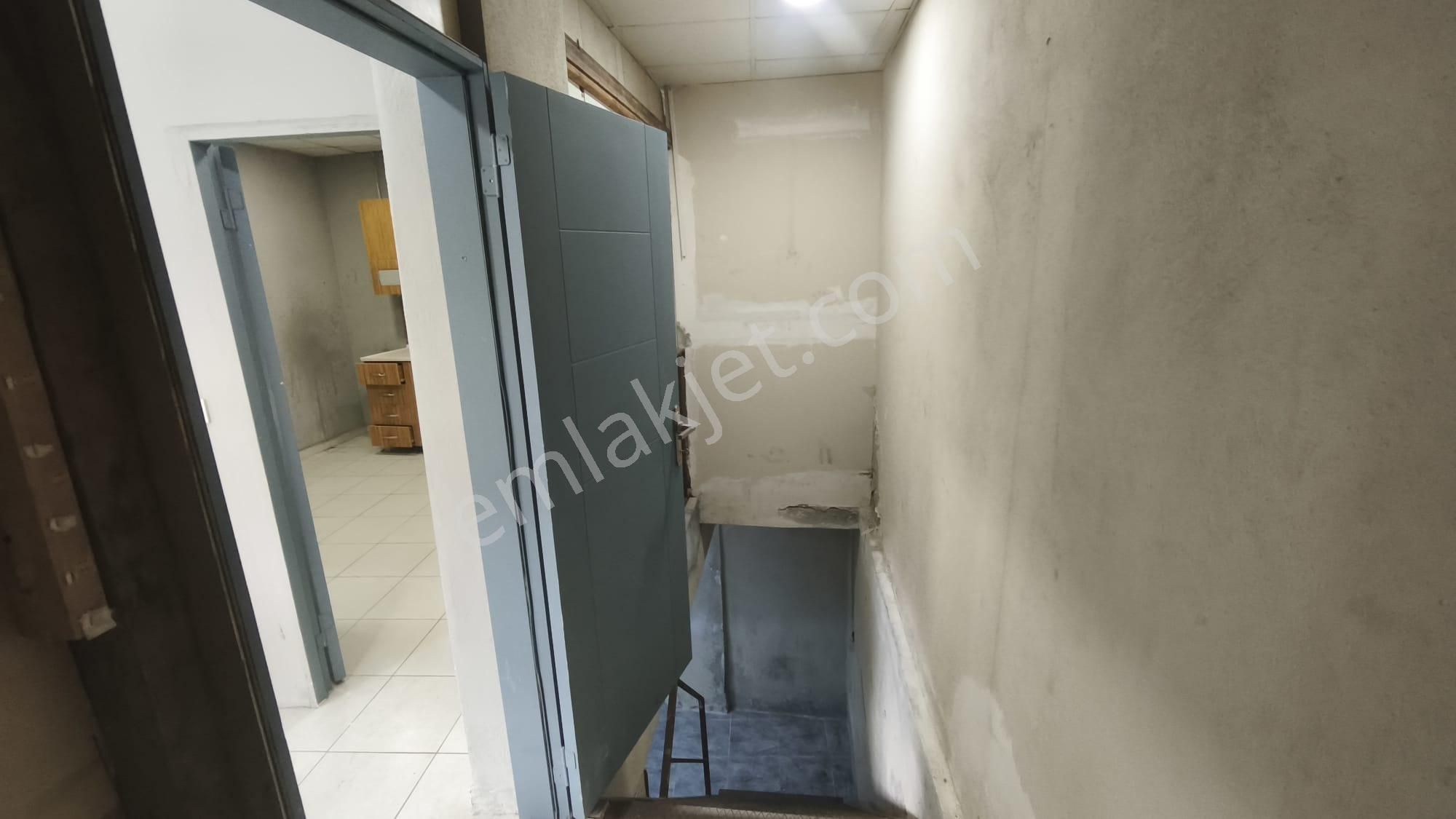 İstanbul Sultangazi'de Kiralık Dükkan - Görsel 29