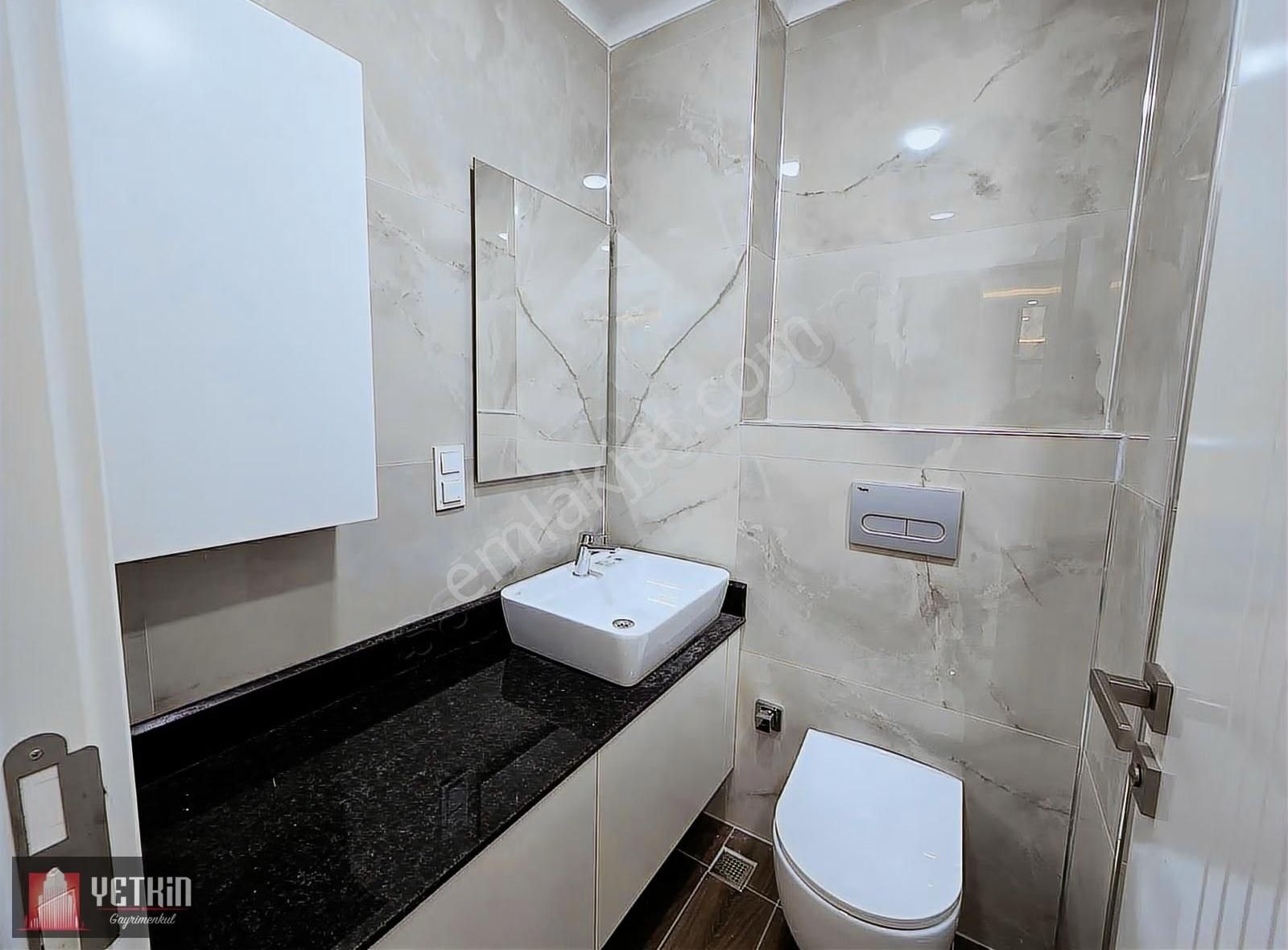 Alanya/güllerpınarı Denize 2.bina Konumda Geniş 1+1 Kiralık - Görsel 2