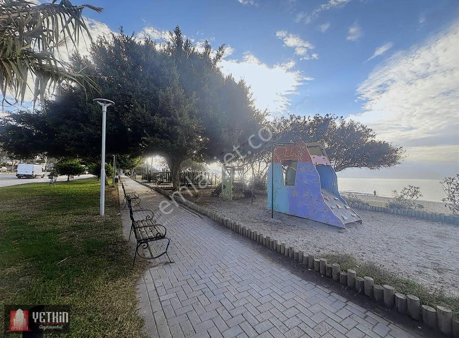 Alanya/güllerpınarı Mah. Denize 100m Kiralık 2+1 Daire - Görsel 4