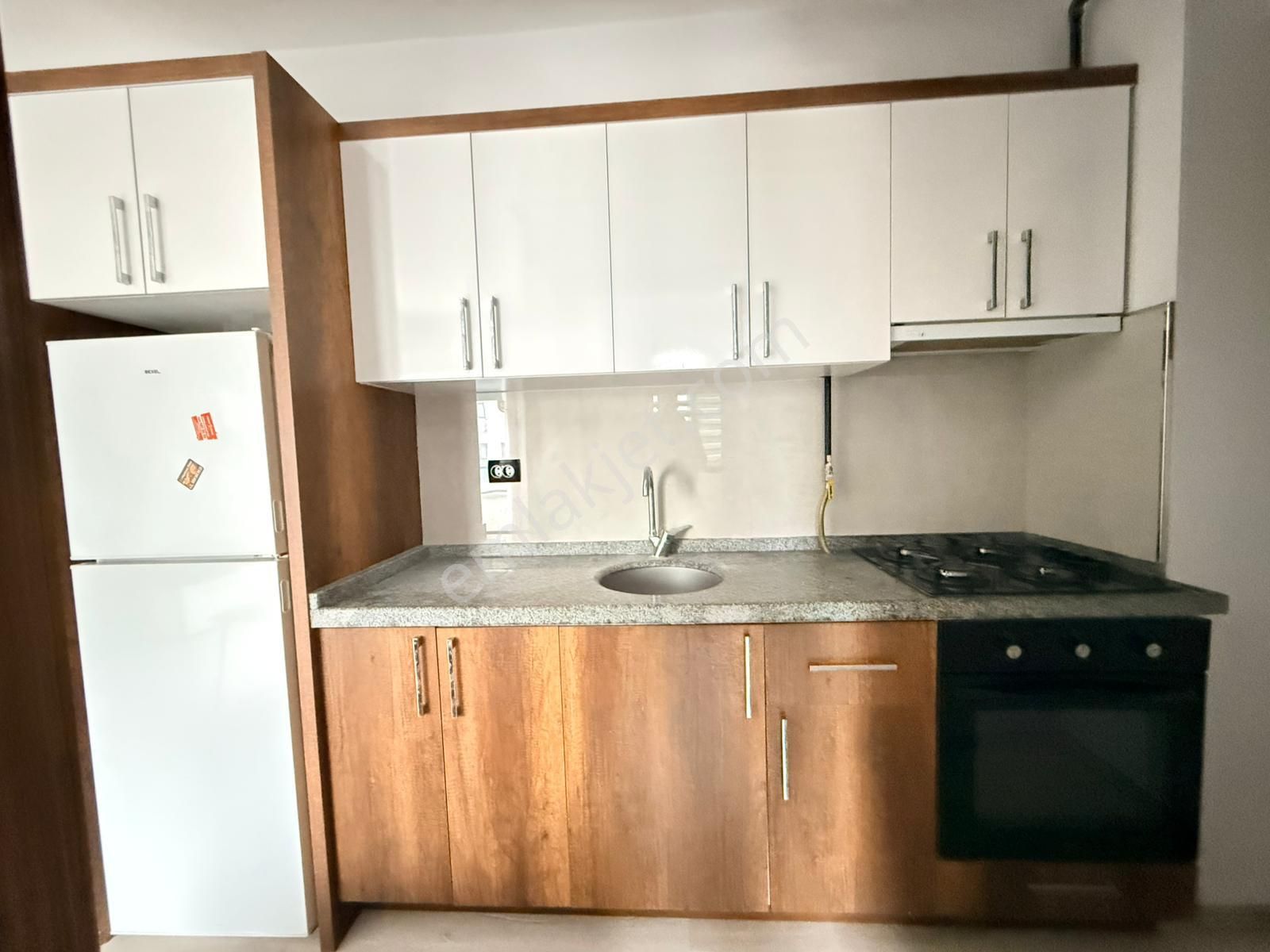 Nova'dan Nilüfer Dumlupınar'da 2+1 Eşyalı Site İçi Ön Cephe Kiralık Daire - Görsel 3