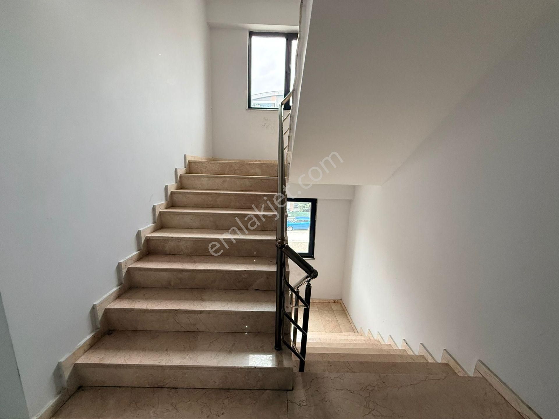 Nova'dan Nilüfer Dumlupınar'da 2+1 Eşyalı Site İçi Ön Cephe Kiralık Daire - Görsel 20