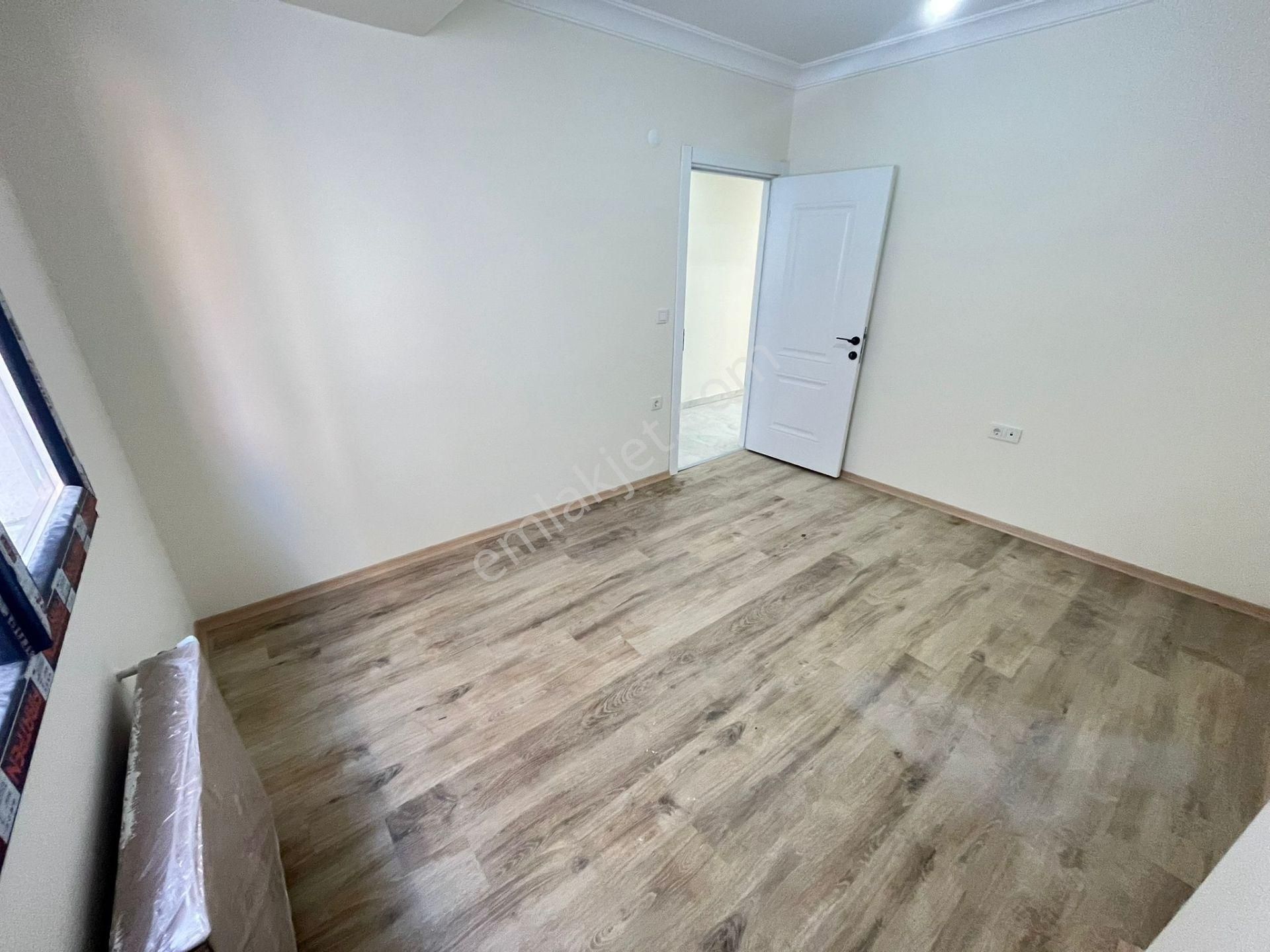 Has Seba'dan Tevfikbeyde 2+1 85m2 Caddeye Yakın Satılık Dairee - Görsel 23