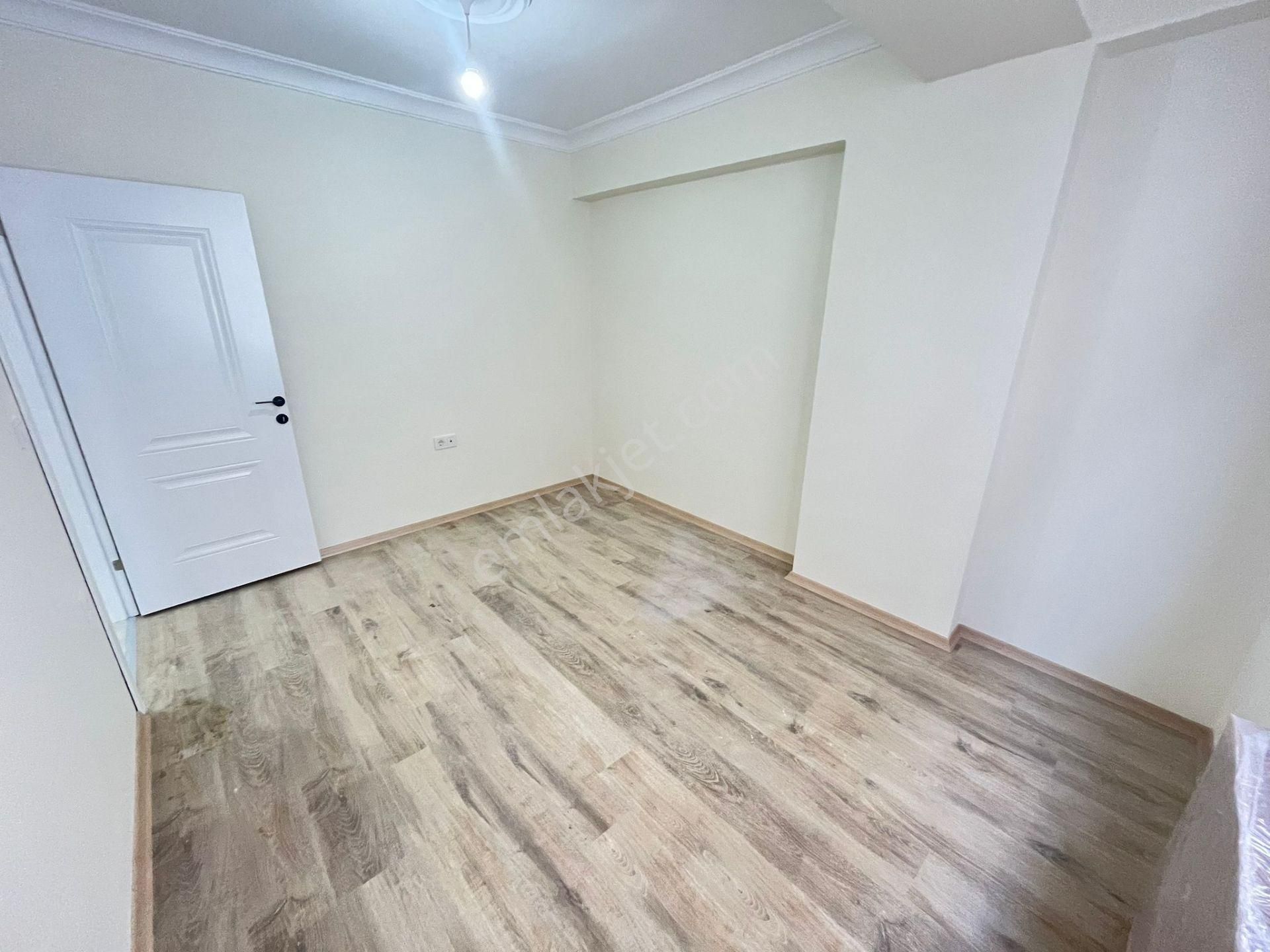 Has Seba'dan Tevfikbeyde 2+1 85m2 Caddeye Yakın Satılık Dairee - Görsel 25