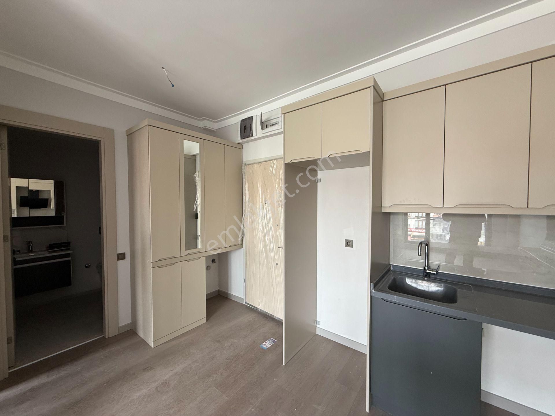 Cb Vizyon'dan Karşıyaka Mahallesi Cadde Cepheli 1+1 Kiralık - Görsel 6