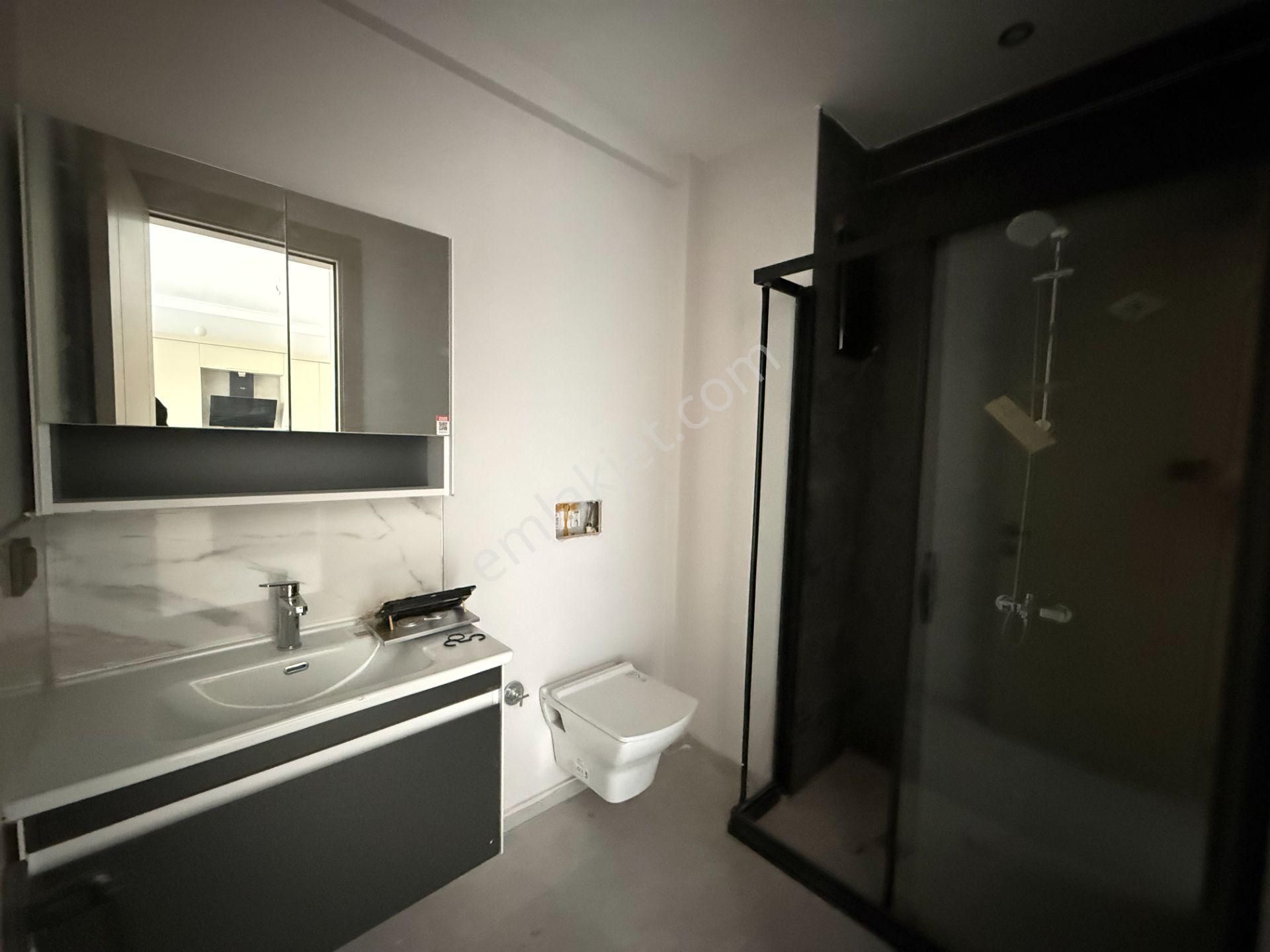 Cb Vizyon'dan Karşıyaka Mahallesi Cadde Cepheli 1+1 Kiralık - Görsel 8