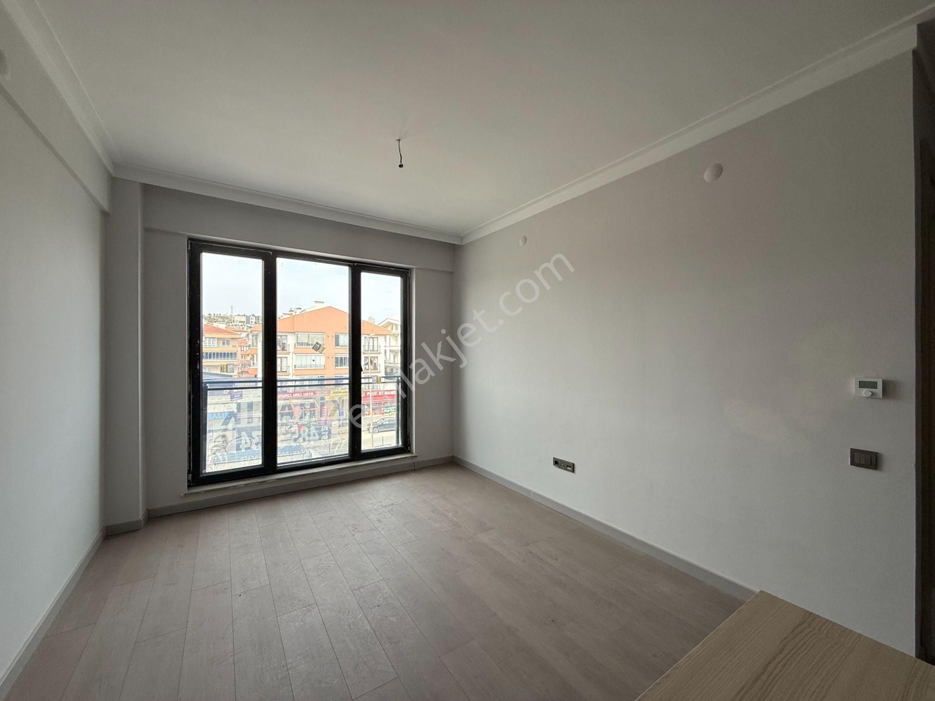 Cb Vizyon'dan Karşıyaka Mahallesi Cadde Cepheli 1+1 Kiralık - Görsel 4