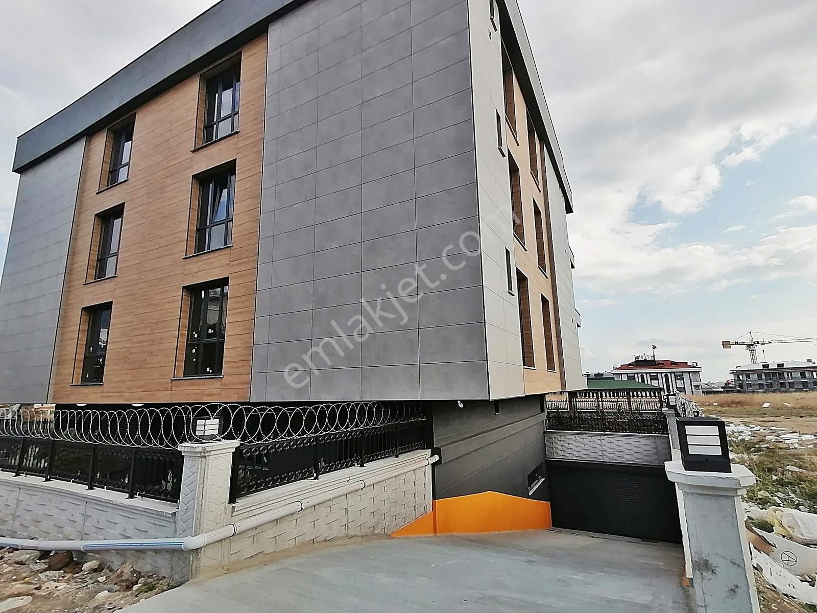 Beylikdüzünde Lüx Butik Site İçi Lüx 3+1 Manzaralı Sıfır Daire ! - Görsel 26