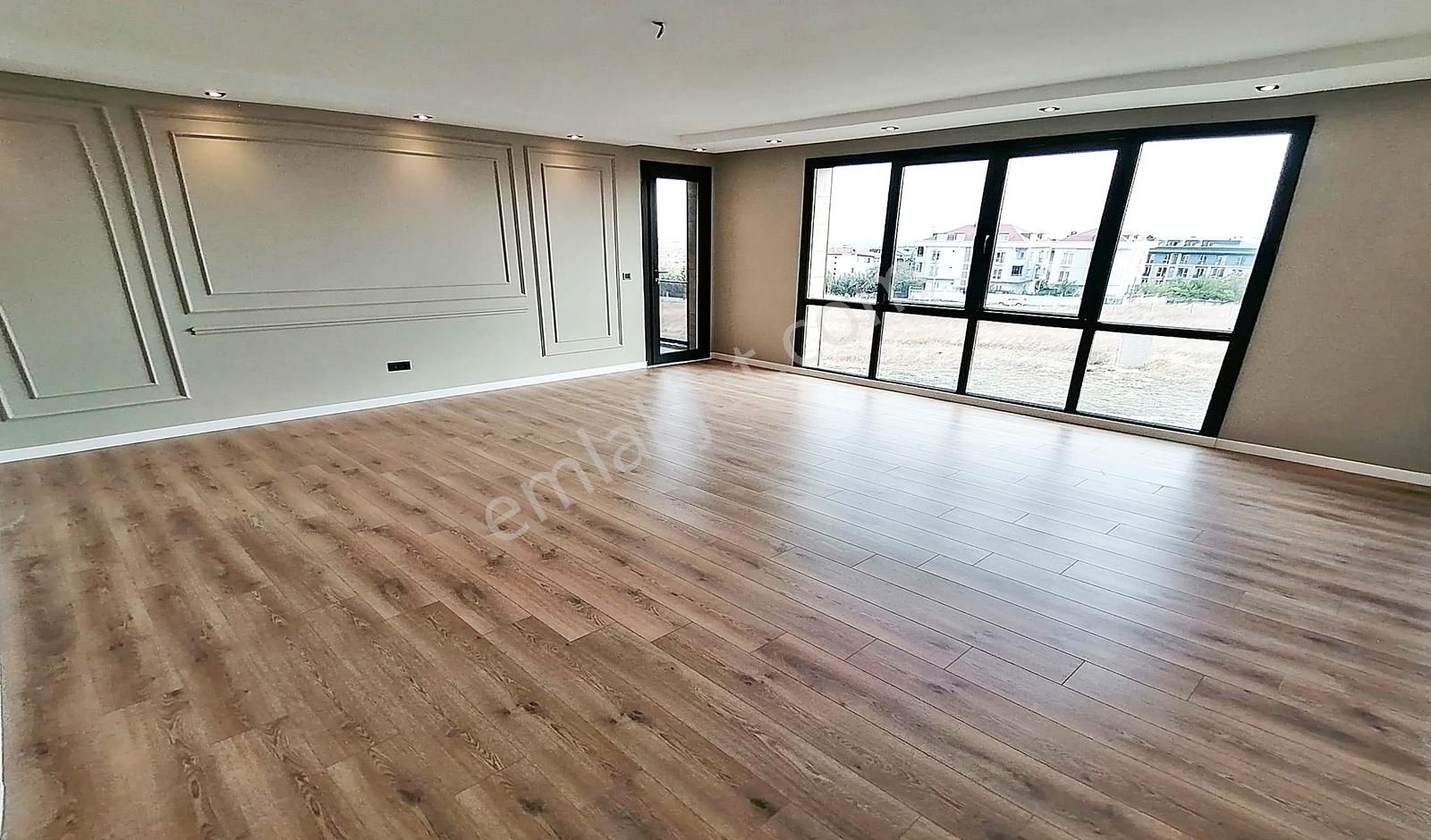 Beylikdüzünde Lüx Butik Site İçi Lüx 3+1 Manzaralı Sıfır Daire ! - Görsel 24