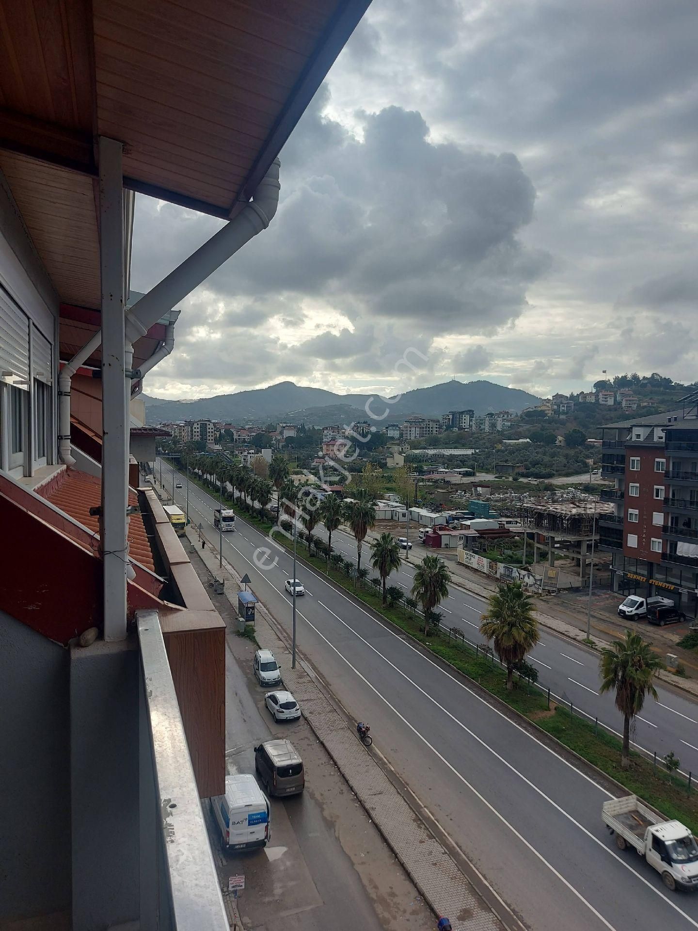 Gazipasa Gazi Mahallesınde Uygunn 3+1 Satılık Geniş Ferah Güzel Daire. - Görsel 34