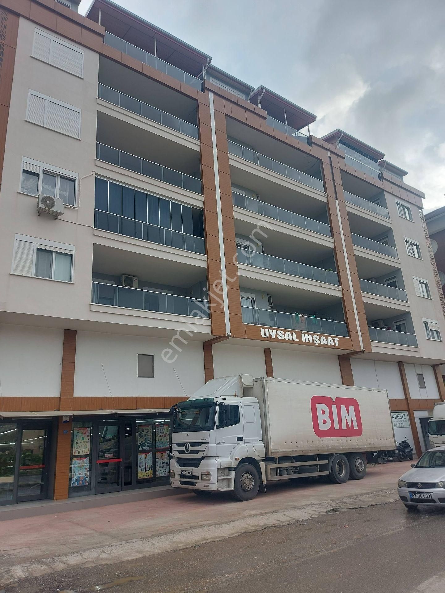 Gazipasa Gazi Mahallesınde Uygunn 3+1 Satılık Geniş Ferah Güzel Daire.