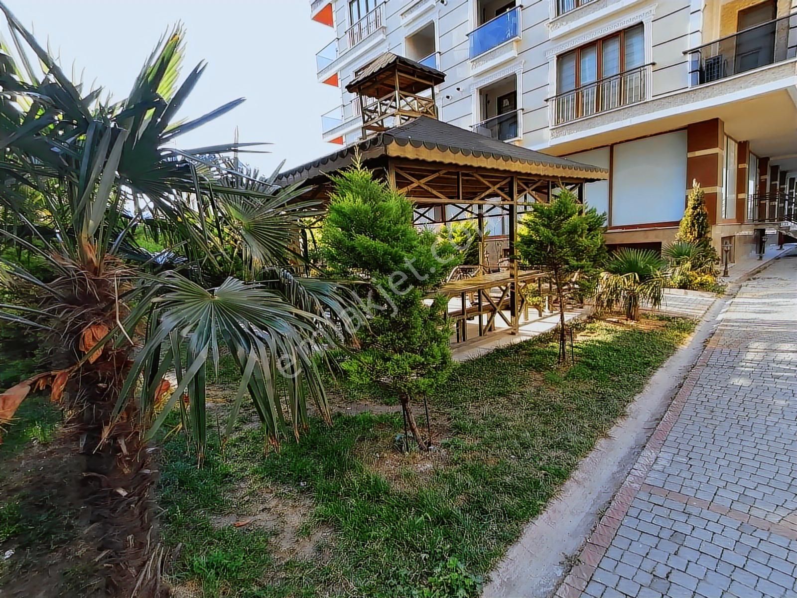 Adnan Kahvecide Site İçi Çift Teraslı 1+1 Geniş Daire! - Görsel 32