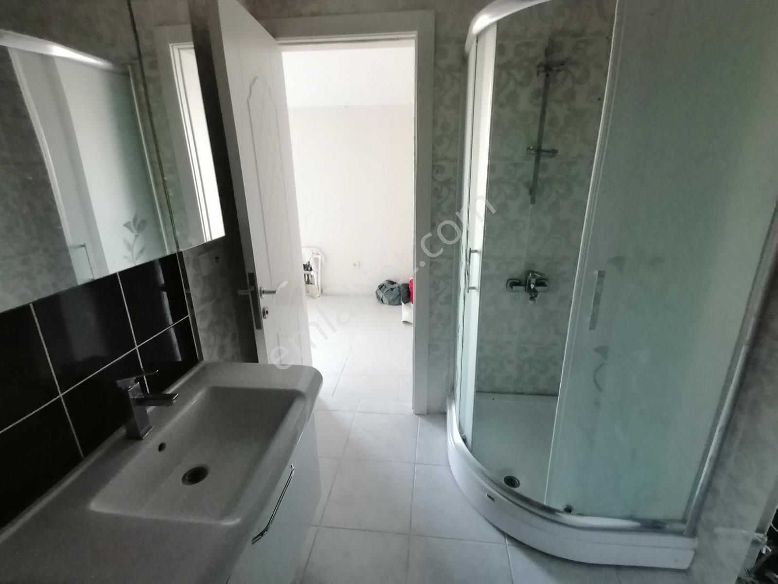 Adnan Kahvecide Site İçi Çift Teraslı 1+1 Geniş Daire! - Görsel 3