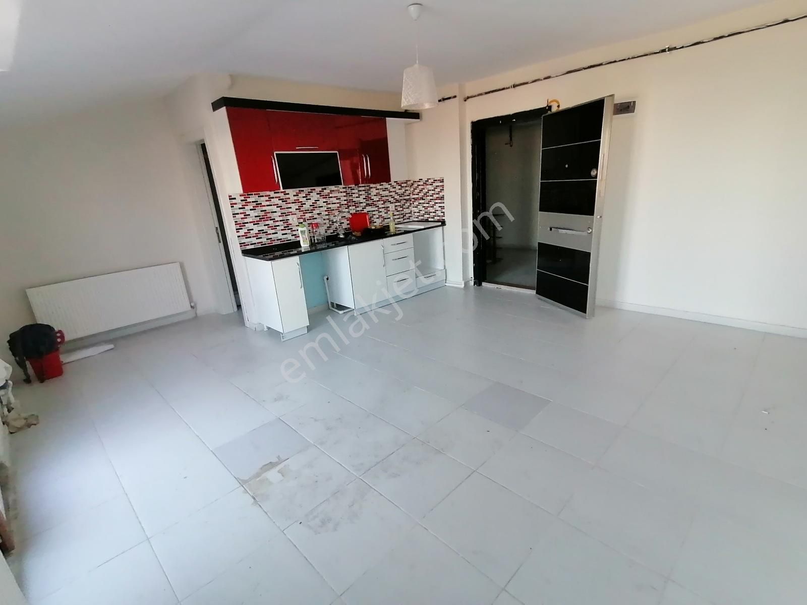 Adnan Kahvecide Site İçi Çift Teraslı 1+1 Geniş Daire! - Görsel 10