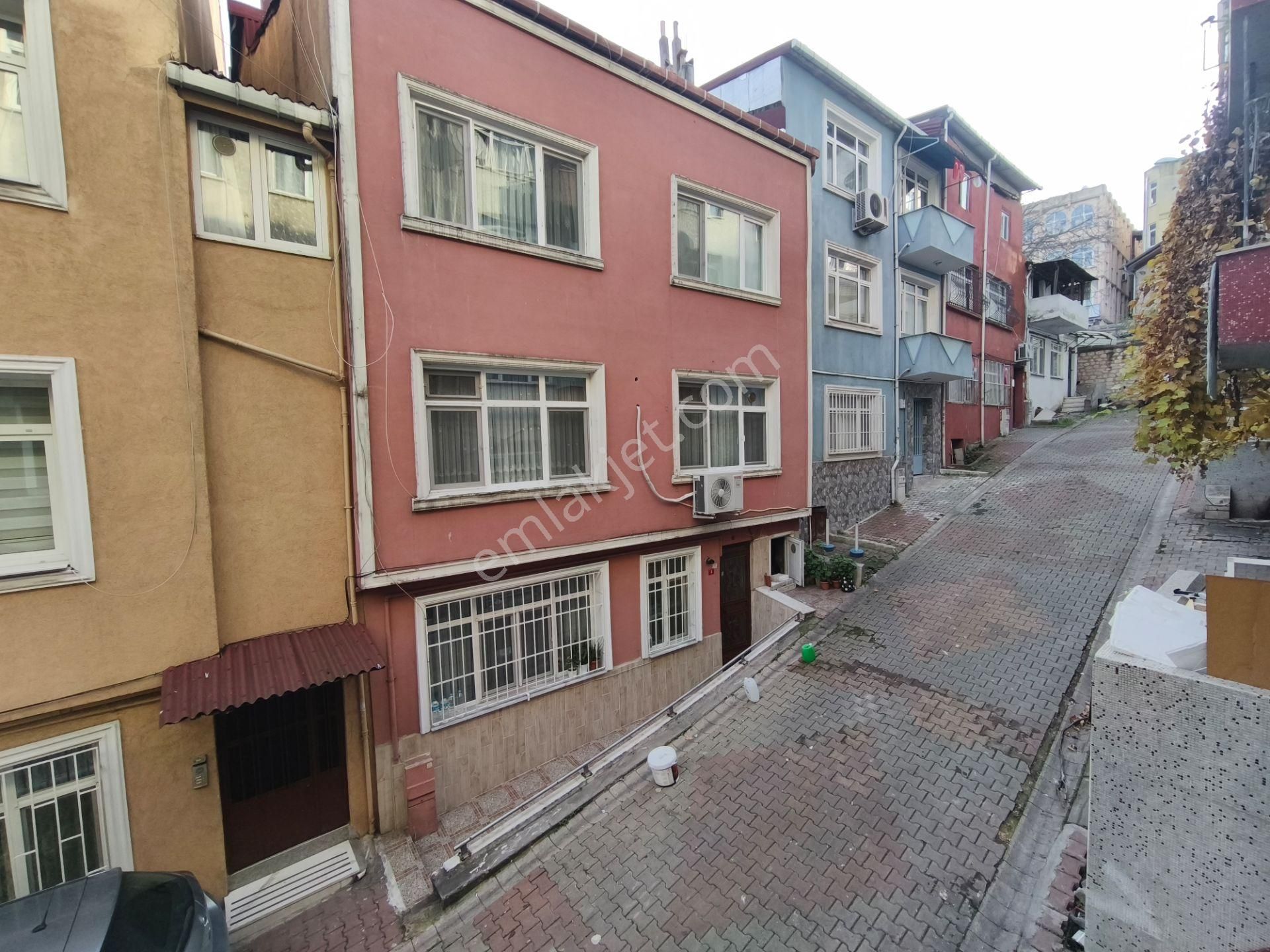 Eyüp Nişancı Mh. 2+1, Kombili, Komple Yenilendi , Havadar , 1.kat, Aileye - Görsel 25