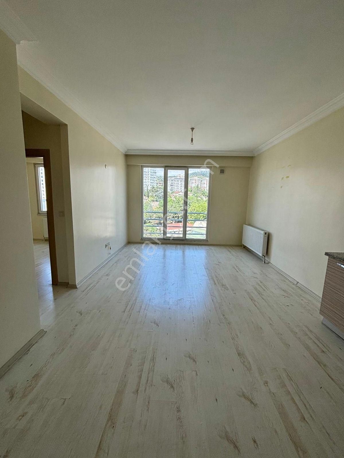 Mertcan Dan Güvenlikli-havuzlu Site İçi Ankastreli 1+1 Arakat Fırsat Kiralık