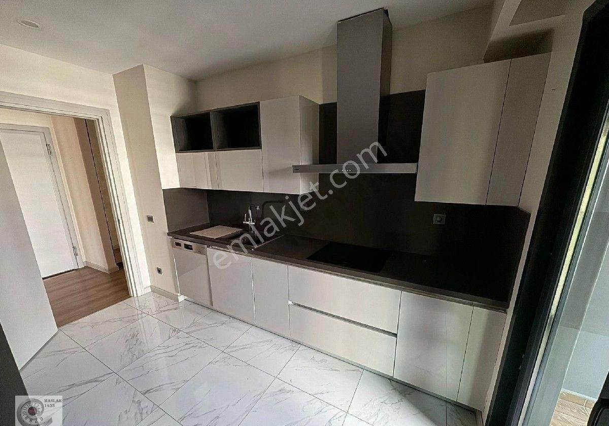 Avangart’ta Prestijli Sitede Eşyasız 2+1 Kiralık Daire - Görsel 3