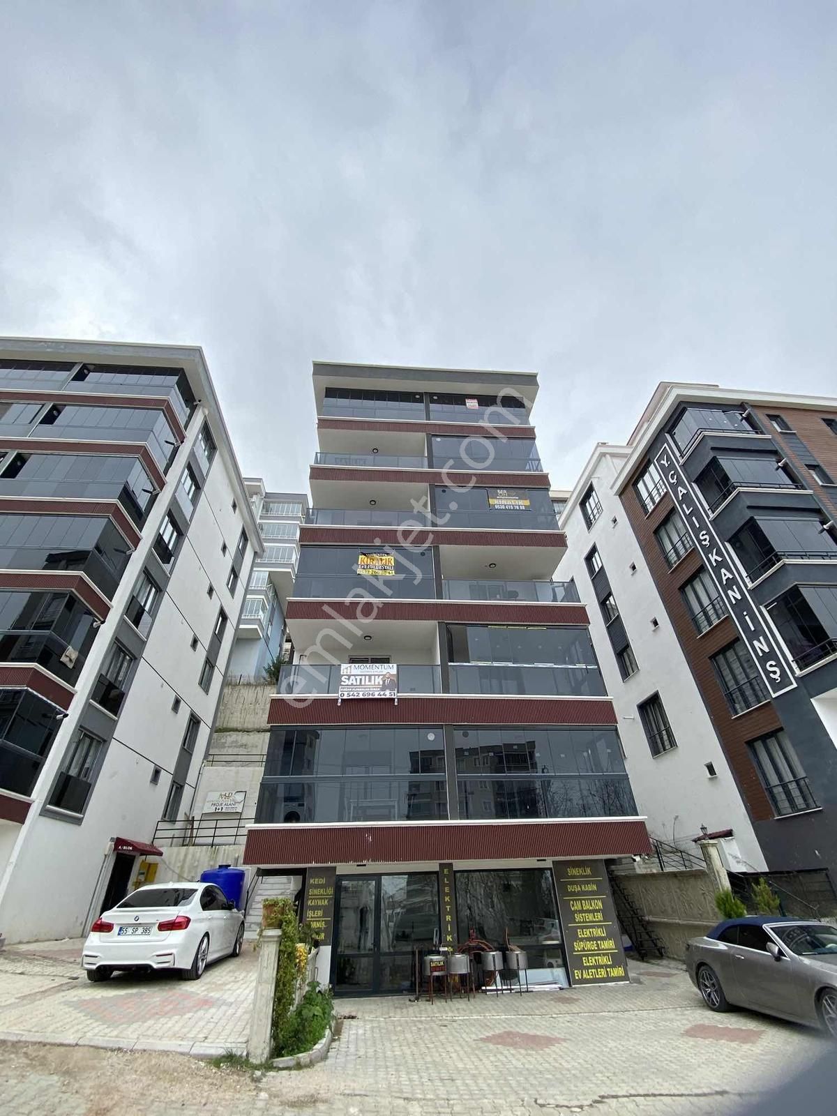 Yenimahalle Tramwaya Çok Yakın Kullanışlı 1+1