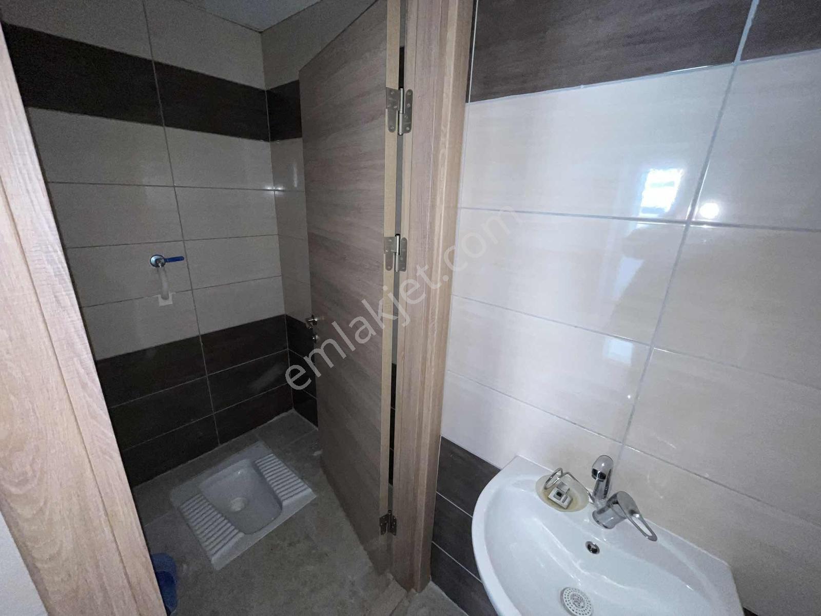 Kaan Sitesinde Ebeveyn Banyolu 2+1 Kiralık Daire - Görsel 27