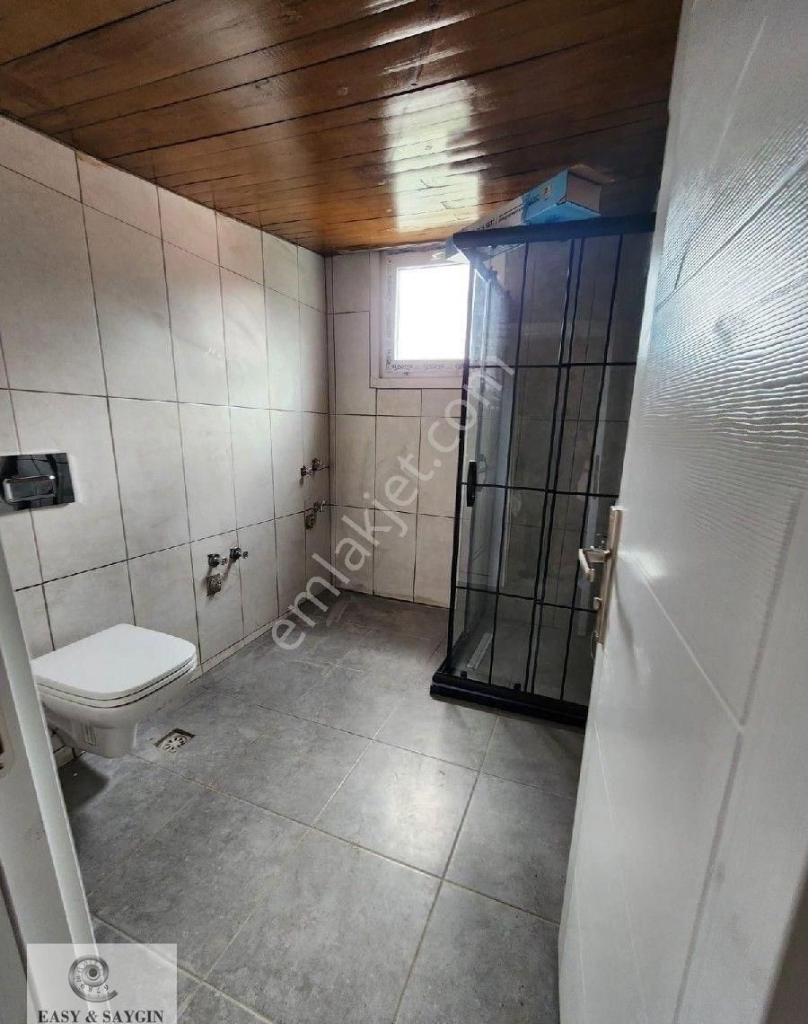 Arnavutköy Sahile 100 Mt Mesafede Komple Satılık Köşe Bina - Görsel 2