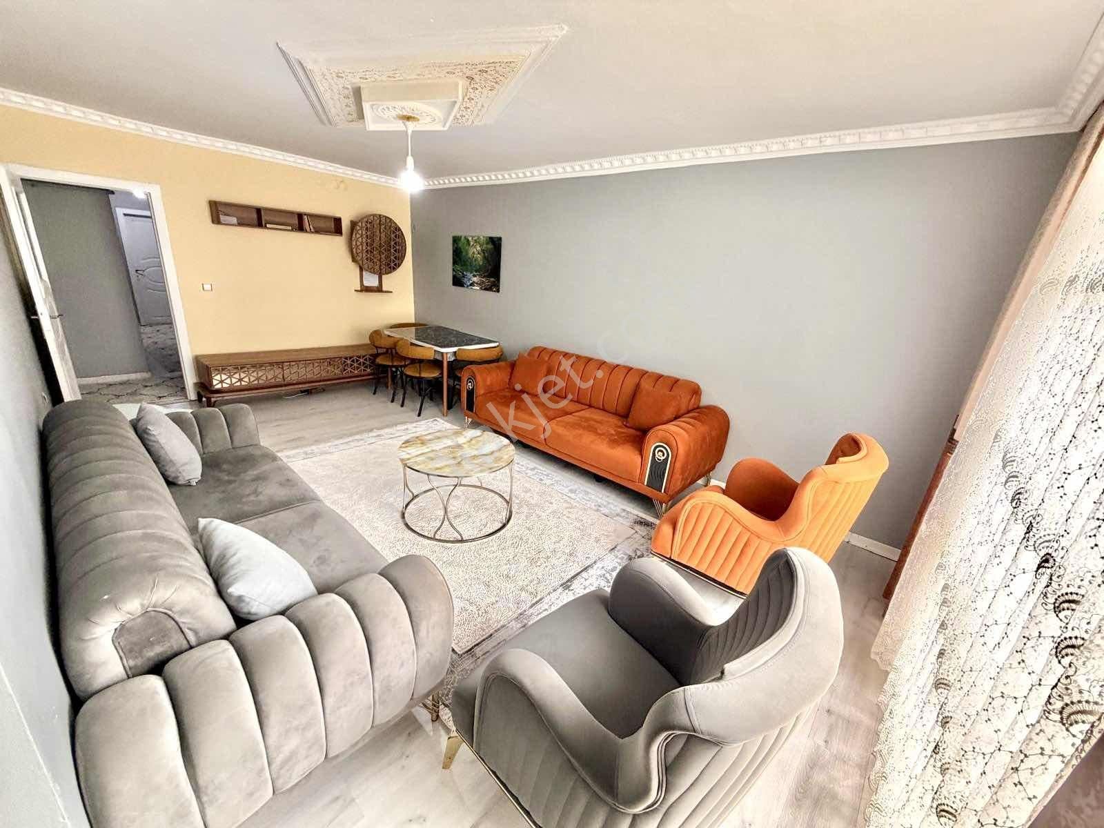 Avantaj'dan Küçük Kayaş'ta Kat Konumlu Full Yapılı Geniş 2+1... - Görsel 3