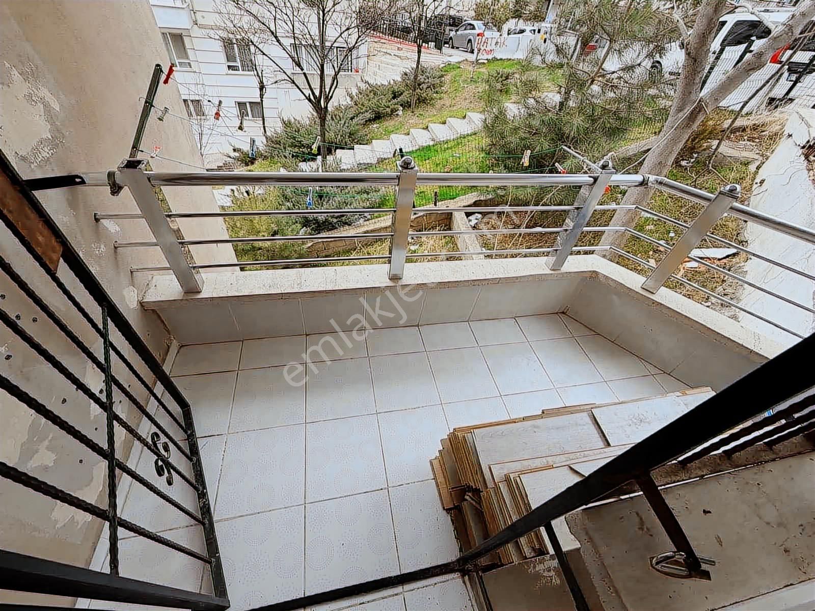 Avantaj'dan Küçük Kayaş'ta Kat Konumlu Full Yapılı Geniş 2+1... - Görsel 13