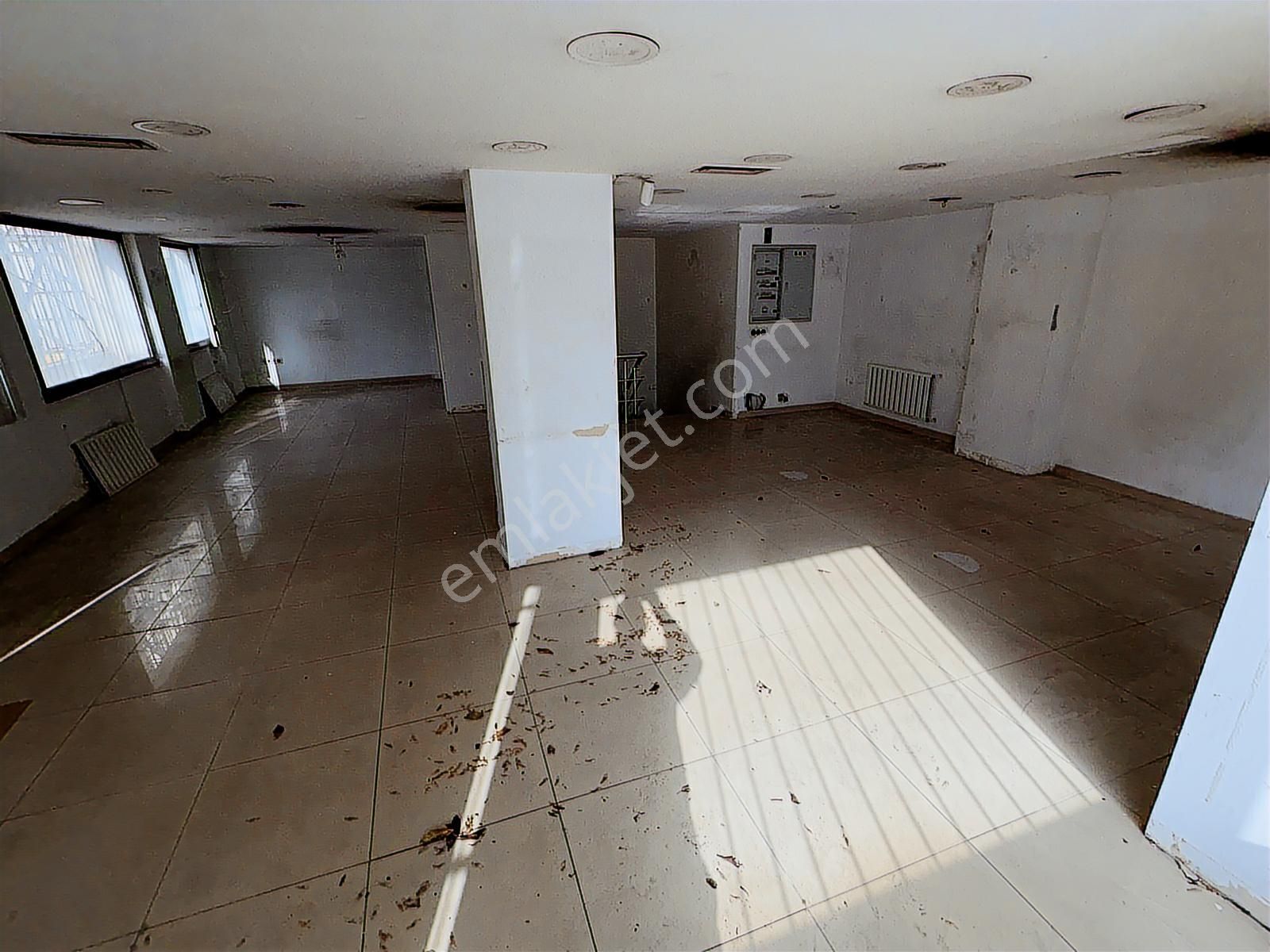 Lidya Emlak'tan Merkezi Konumda 400m2 Kiralık Dükkan - Görsel 8