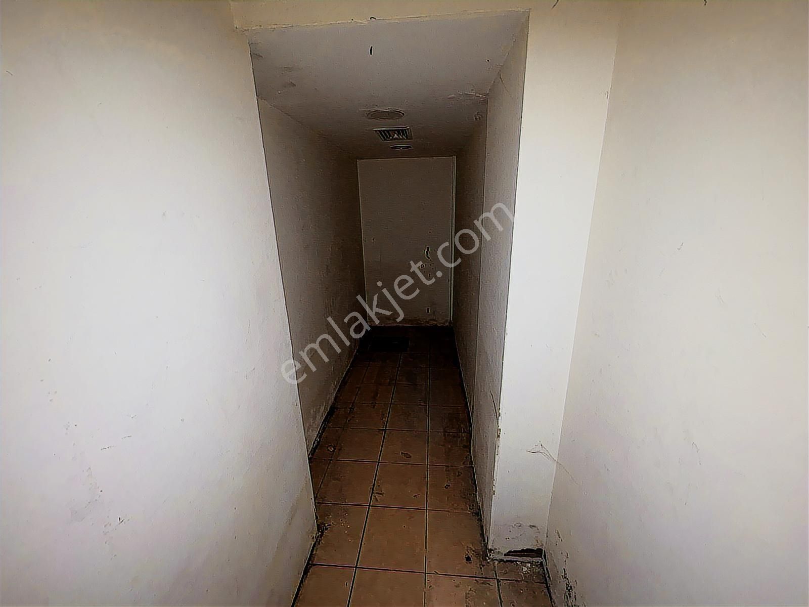 Lidya Emlak'tan Merkezi Konumda 400m2 Kiralık Dükkan - Görsel 14