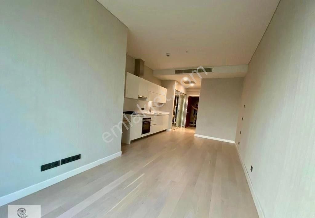 Güncel Skyland Yüksek Kat Satılık 1+0 Daire - Görsel 5