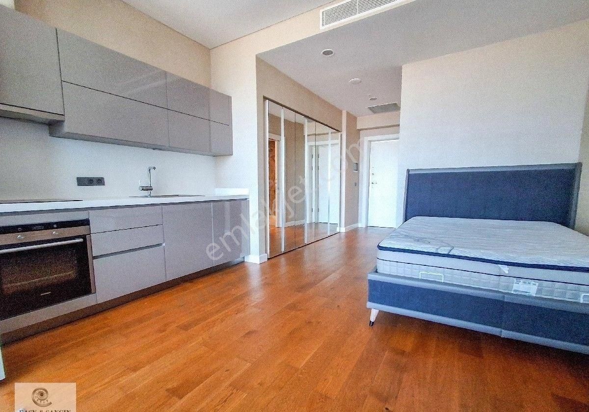 Maslak Skyland İstanbul Da Boş Stüdyo Fırsat