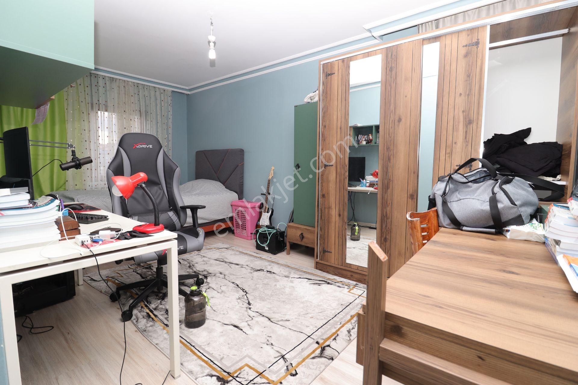 Akif'ten Atakent'te 5+2 Trene & 14.cd Yakını Full Yapılı Satılık Teras Daire - Görsel 15