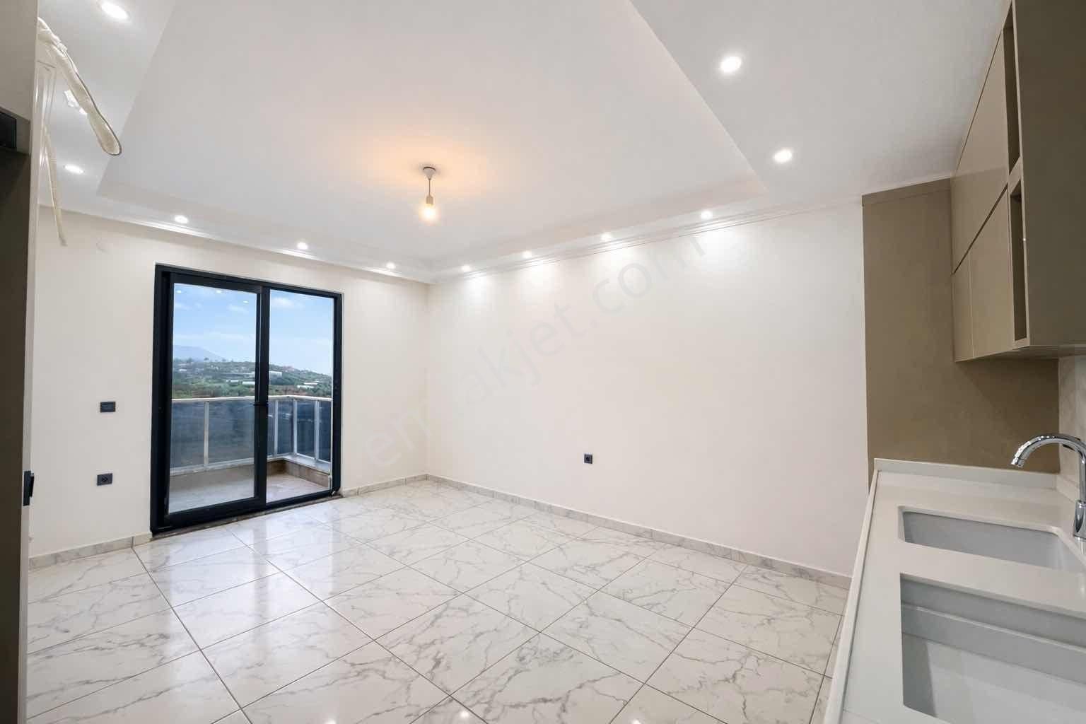 Mahmutlar'da Otel Konseptinde Manzaralı Satılık 1+1 Daire - Görsel 5