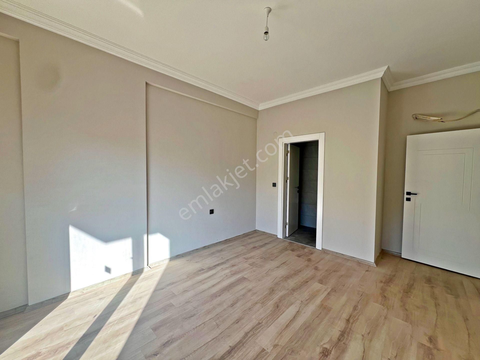 Alanya Çıplaklıda Kiralık 2+1 Site İçi Havuzlu Sıfır Daire - Görsel 19