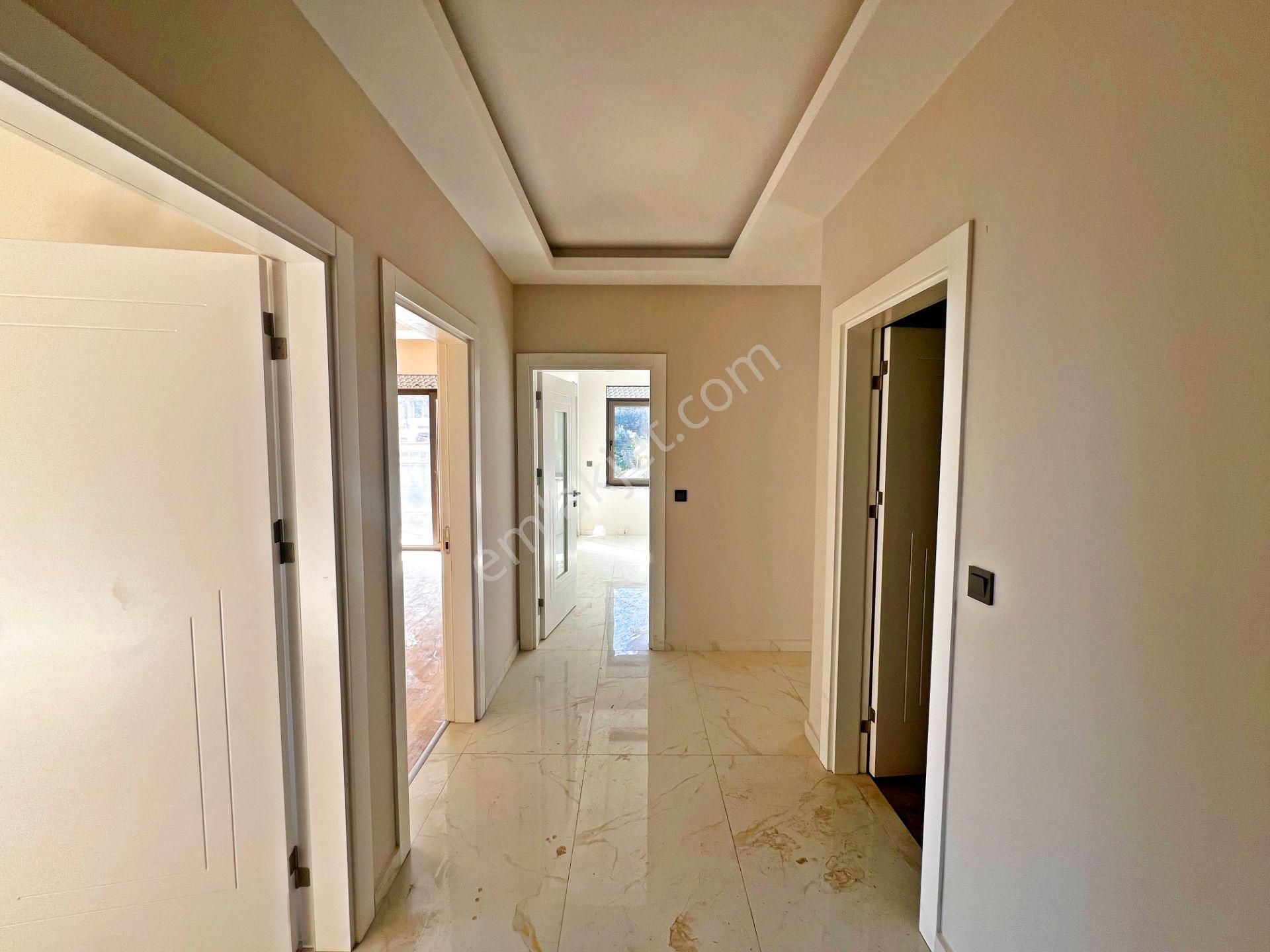 Alanya Çıplaklıda Kiralık 2+1 Site İçi Havuzlu Sıfır Daire - Görsel 26