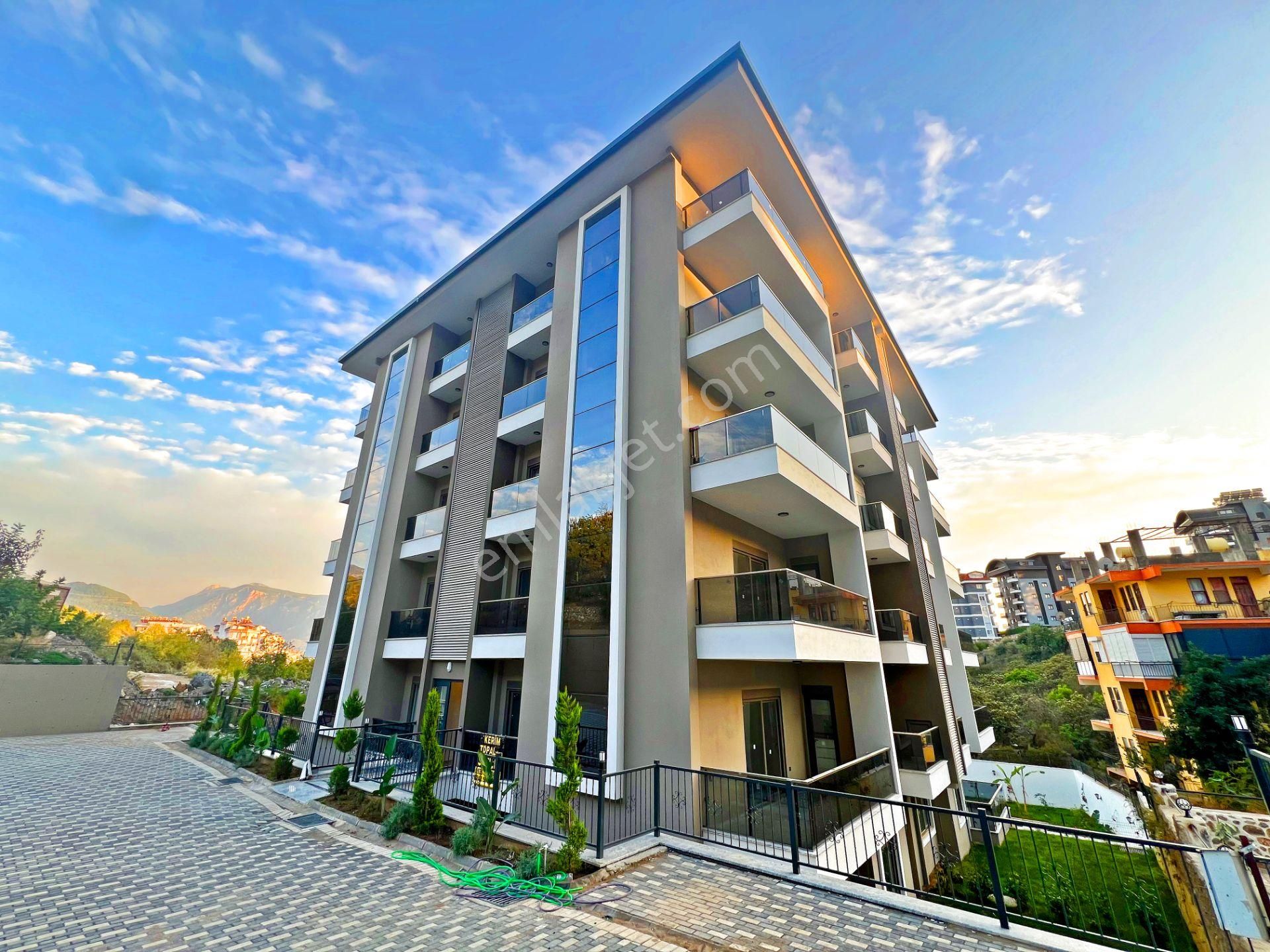 Alanya Çıplaklıda Kiralık 2+1 Site İçi Havuzlu Sıfır Daire - Görsel 34