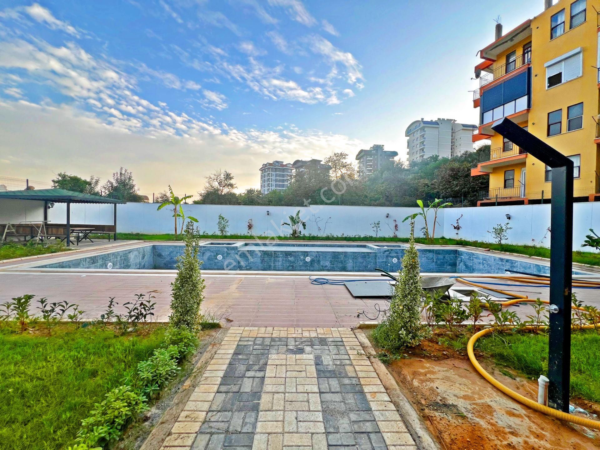 Alanya Çıplaklıda Kiralık 2+1 Site İçi Havuzlu Sıfır Daire - Görsel 25