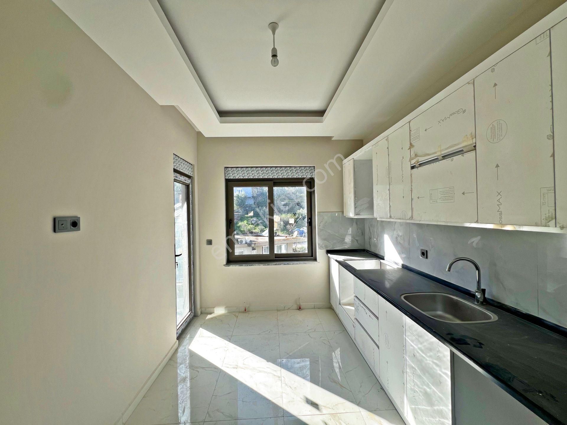 Alanya Çıplaklıda Kiralık 2+1 Site İçi Havuzlu Sıfır Daire - Görsel 24