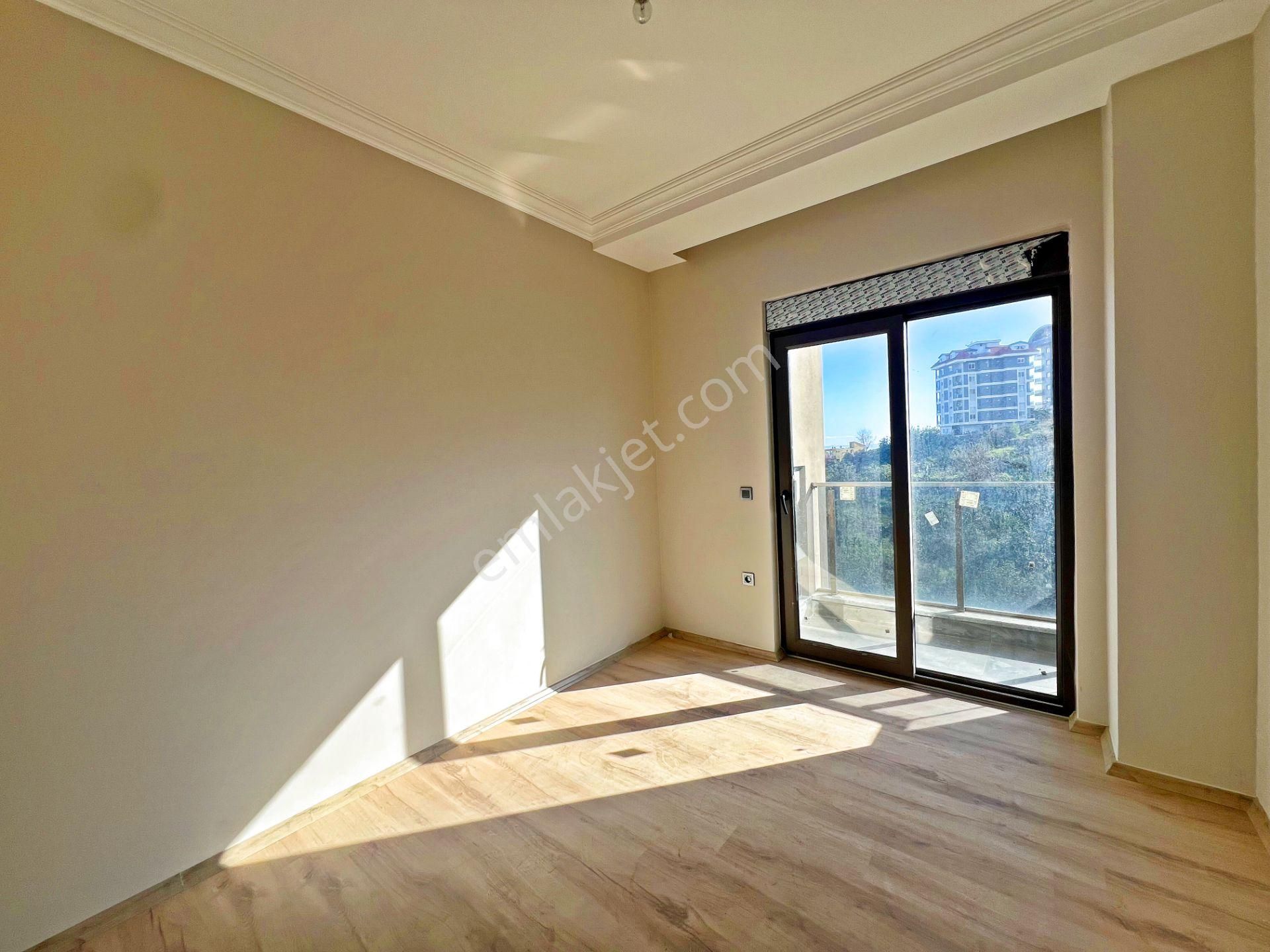 Alanya Çıplaklıda Kiralık 2+1 Site İçi Havuzlu Sıfır Daire - Görsel 9