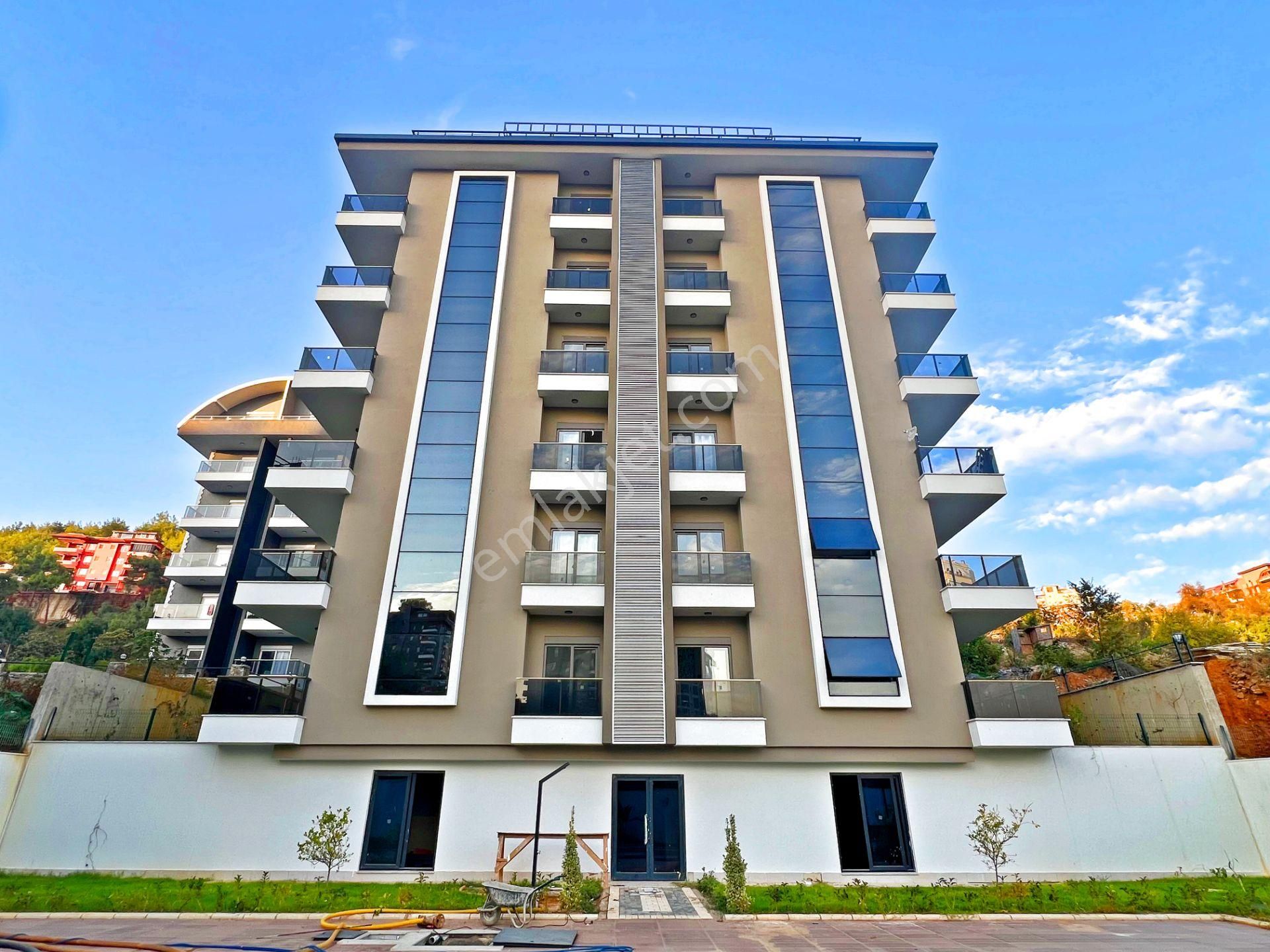 Alanya Çıplaklıda Kiralık 2+1 Site İçi Havuzlu Sıfır Daire - Görsel 32