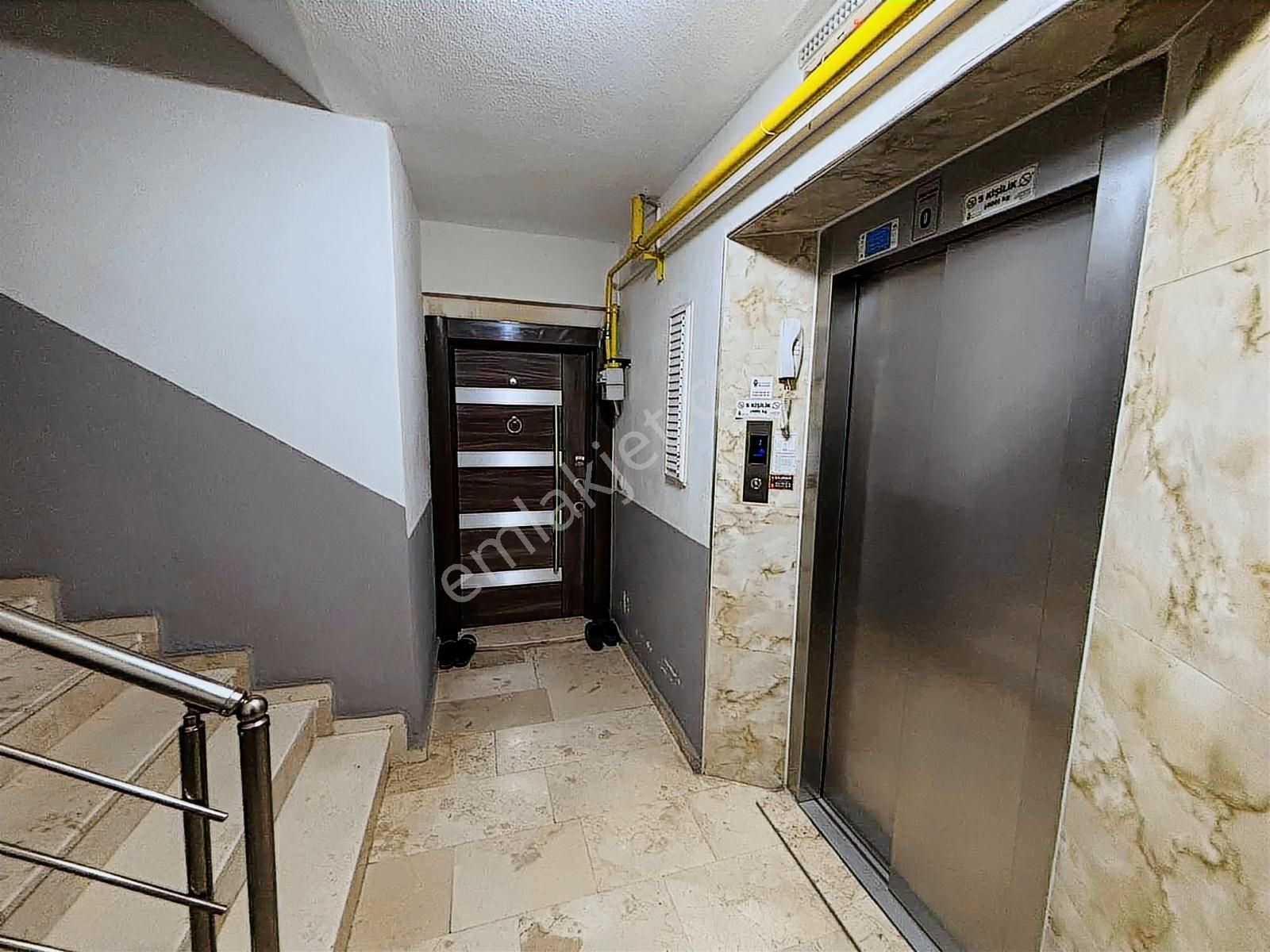 Fsm Bulvarına Ve Metroya Yürüyüş Mesafesinde 3+1 Satılık Daire - Görsel 19