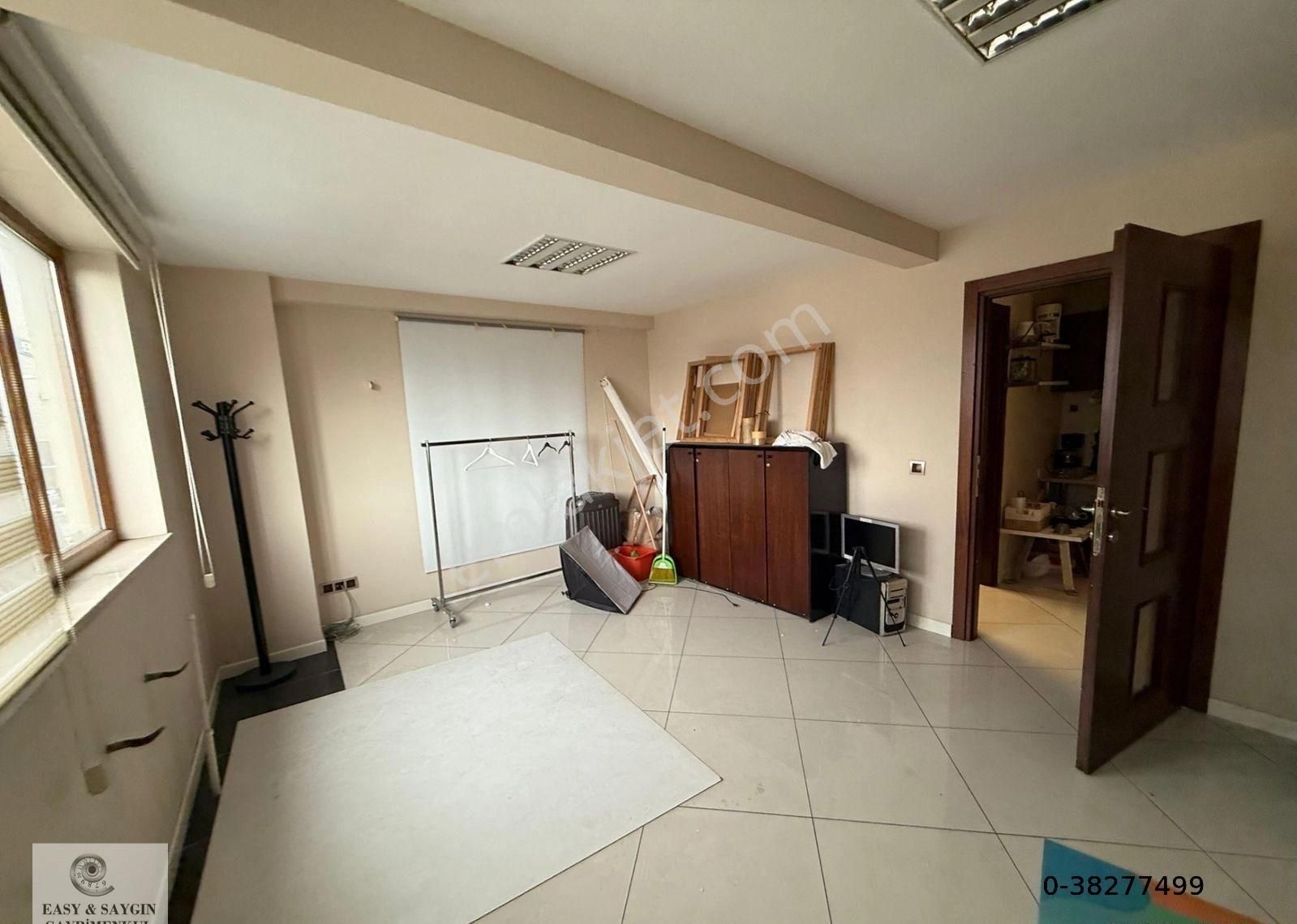 Sultan Selim Mahallesi Cadde Üzerinde 2+1 Kiralık Ofis - Görsel 28