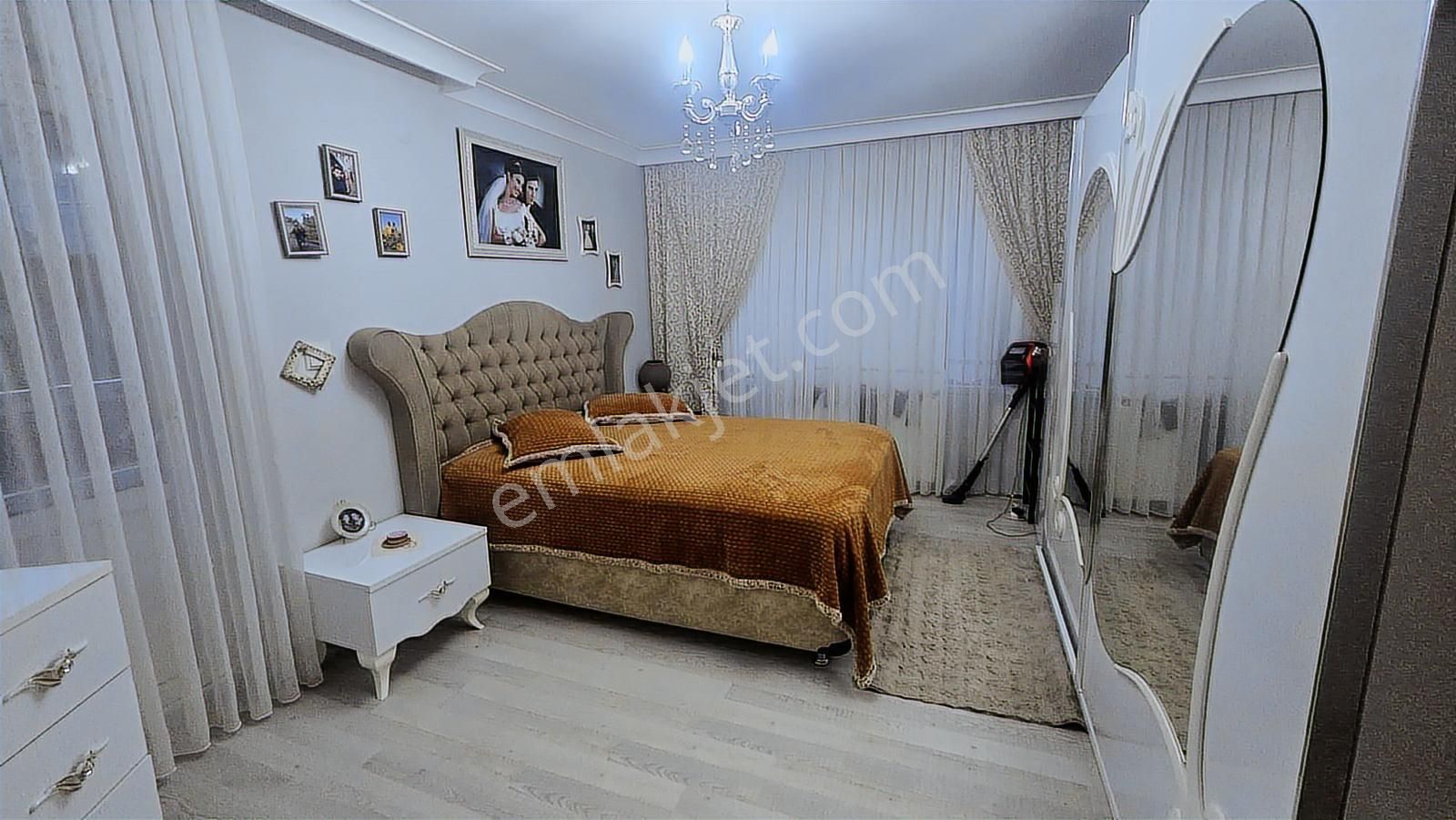 Merkezi Konum Da 3+1 3 Cephe Asansörlü 8 Yıllık 130m2 İçi Yapılı - Görsel 3