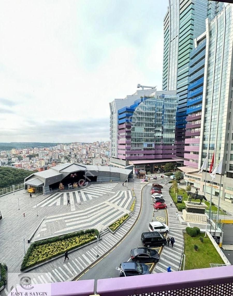 Güncel Maslak 1453 3+1 Kiralık Boş Daire