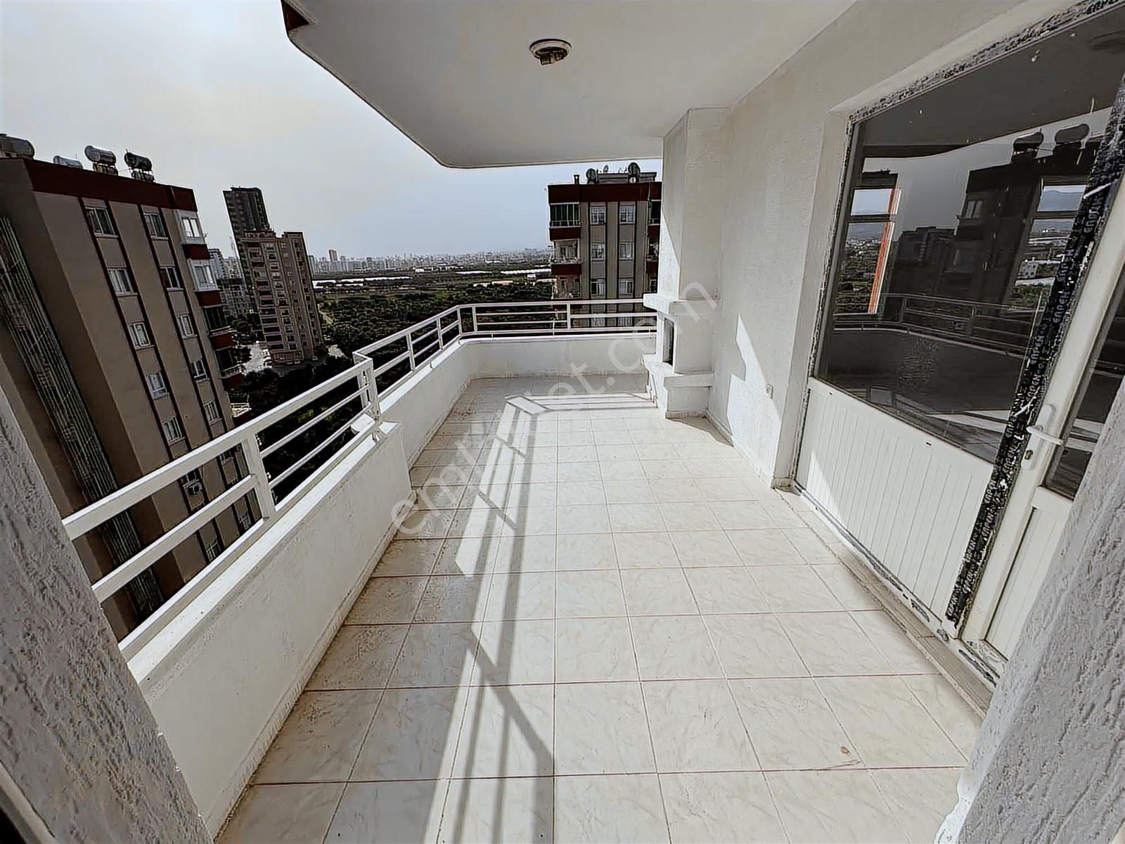 Arca'dan Mezitli'de Kiralık Site İçi Temiz 3+1 Geniş Daire - Görsel 23