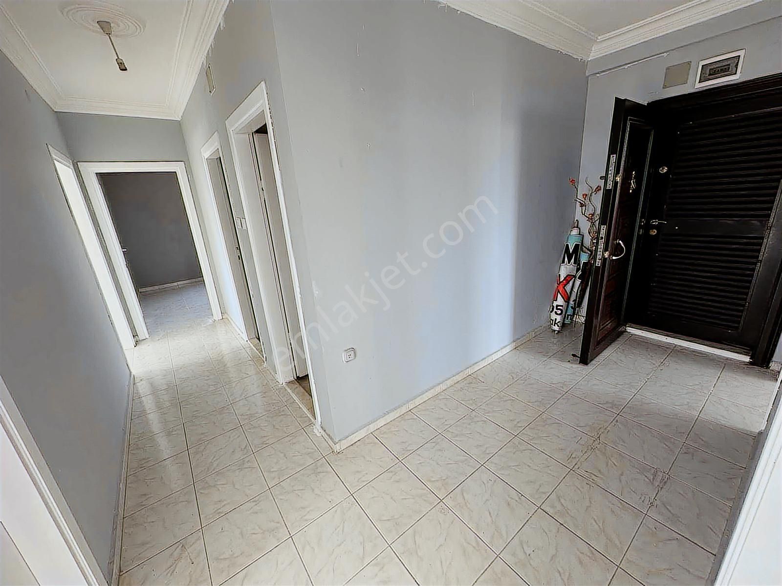 Arca'dan Mezitli'de Kiralık Site İçi Temiz 3+1 Geniş Daire - Görsel 7