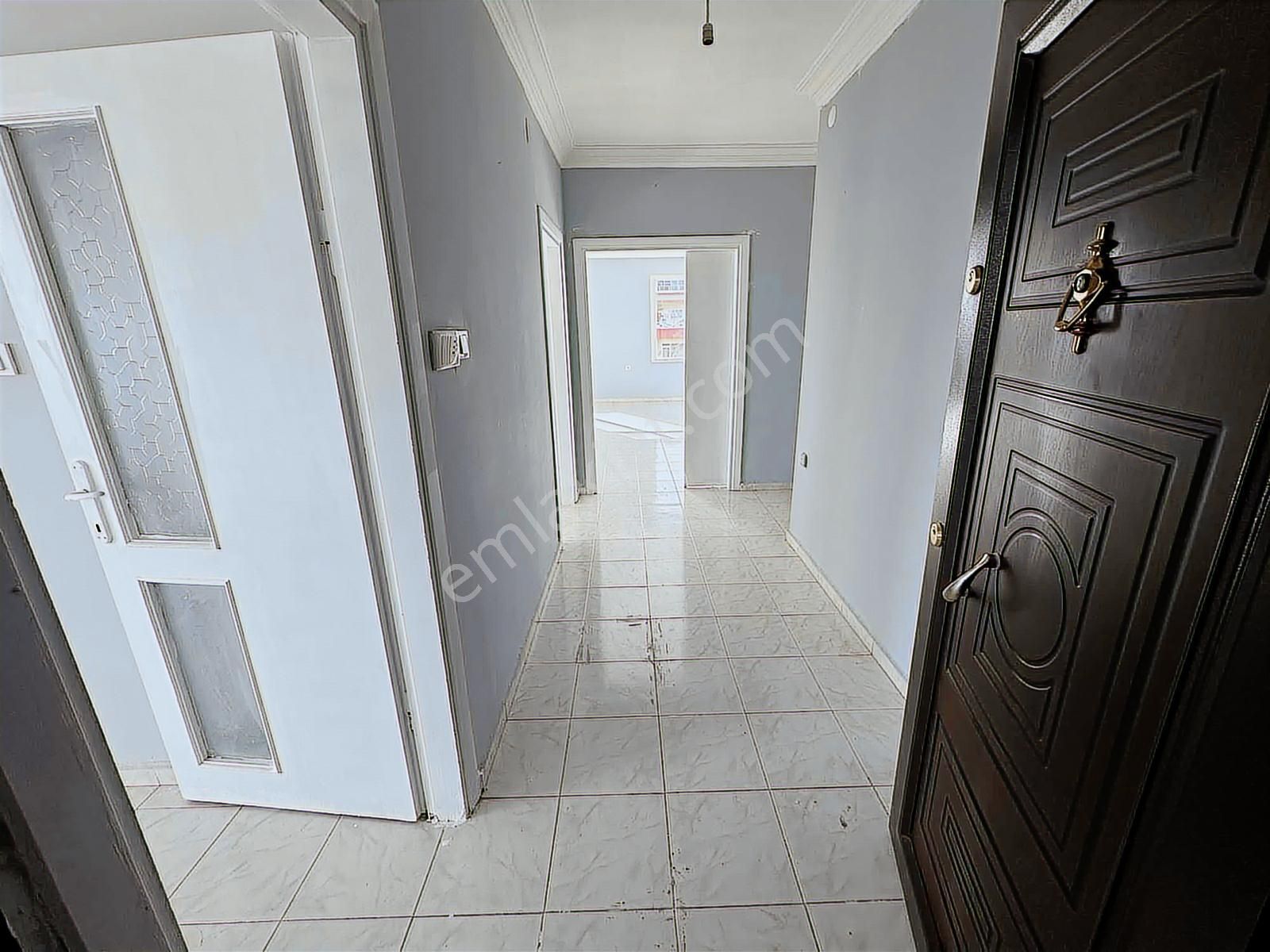 Arca'dan Mezitli'de Kiralık Site İçi Temiz 3+1 Geniş Daire - Görsel 25